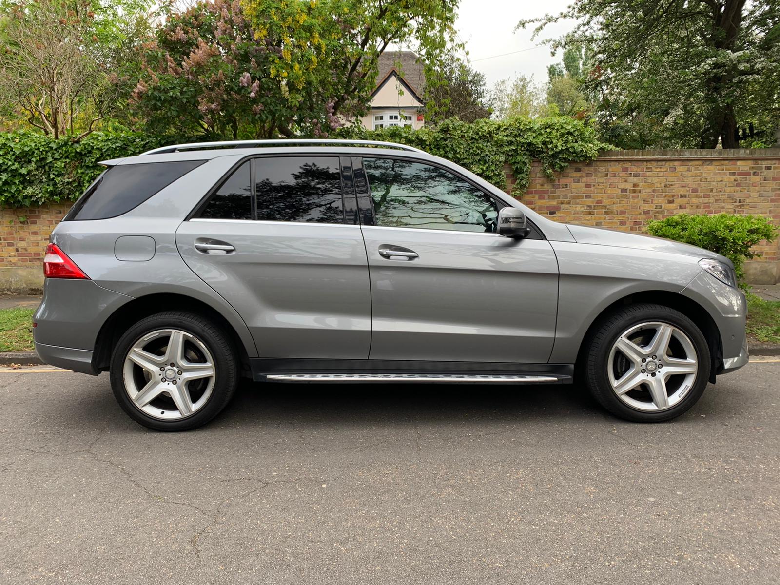 2015 Mercedes Benz ML350 image 3