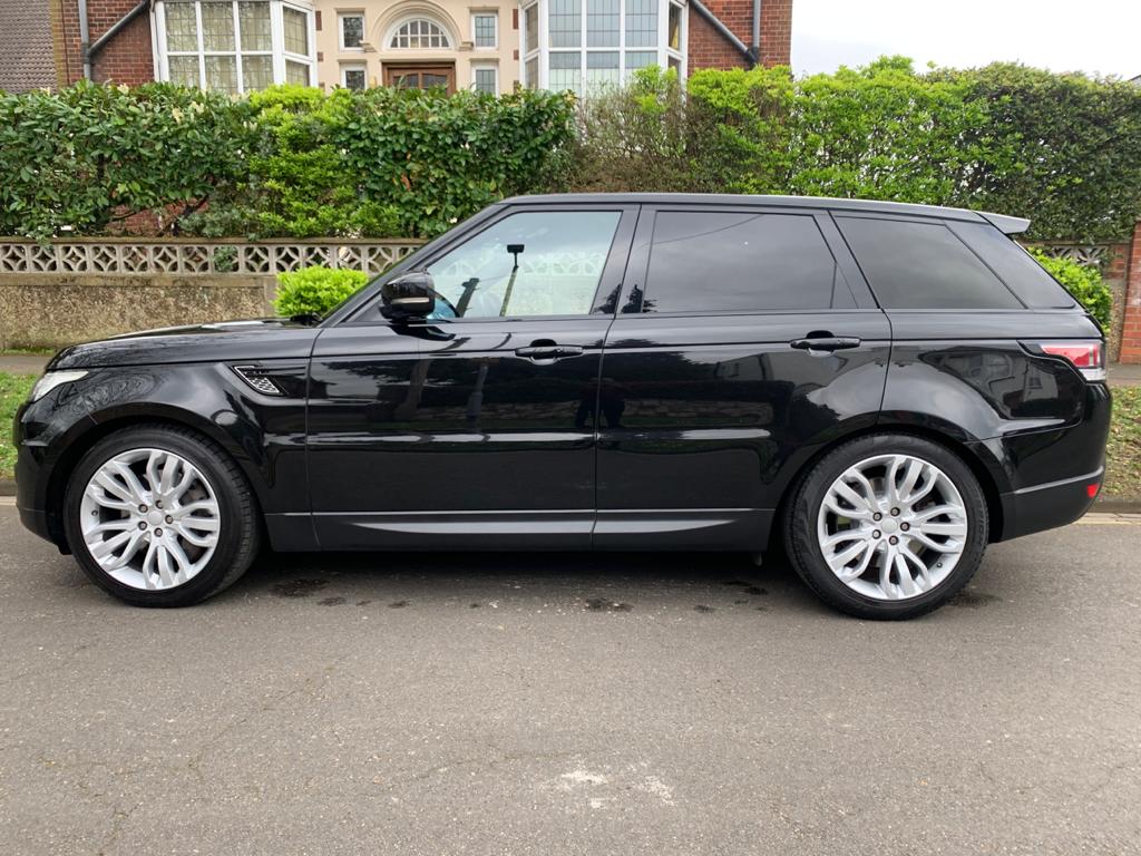 2015 Range Rover Sport  image 2