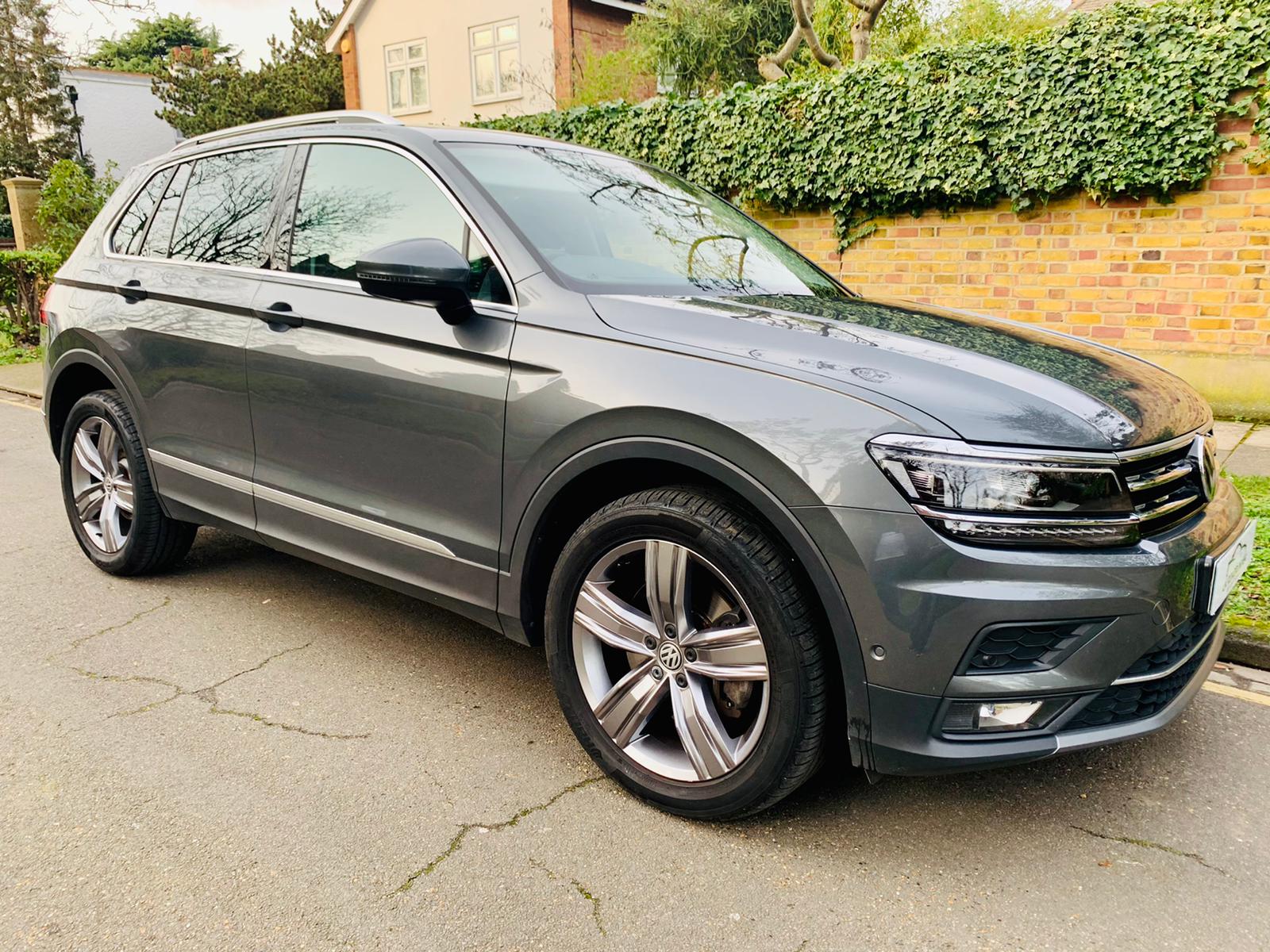 2019 VW Tiguan  image 1