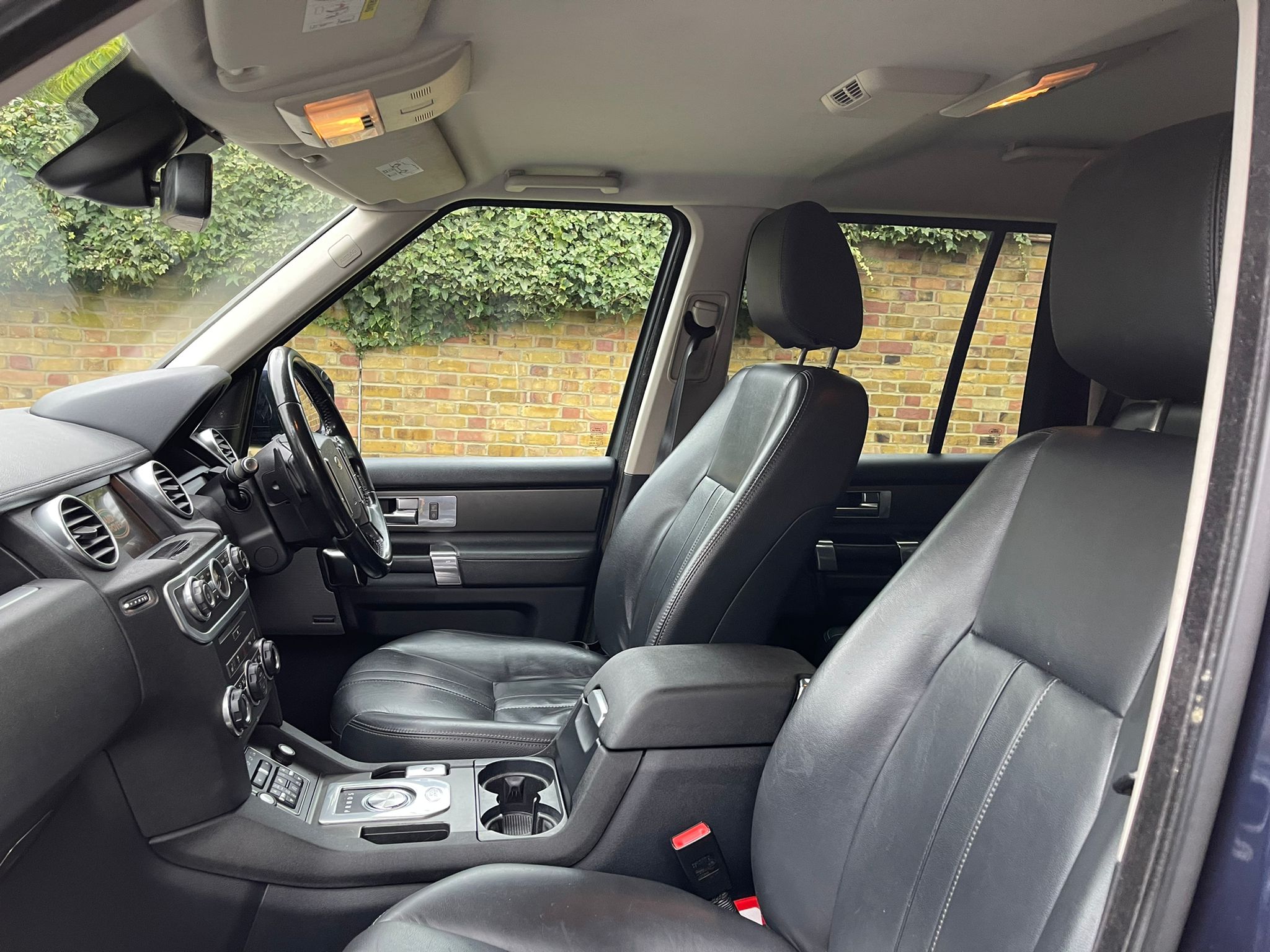 2014 Discovery 4 image 7