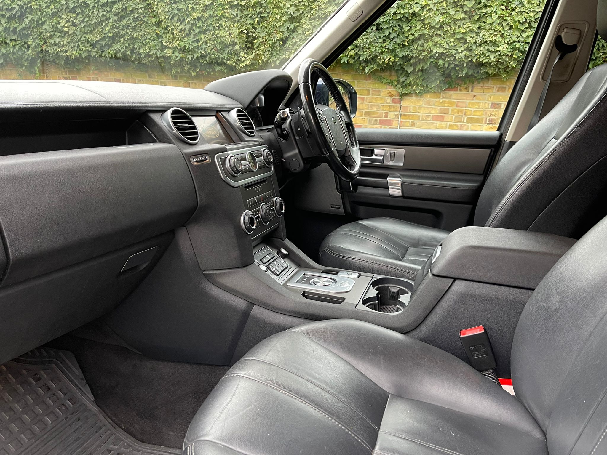 2014 Discovery 4 image 6