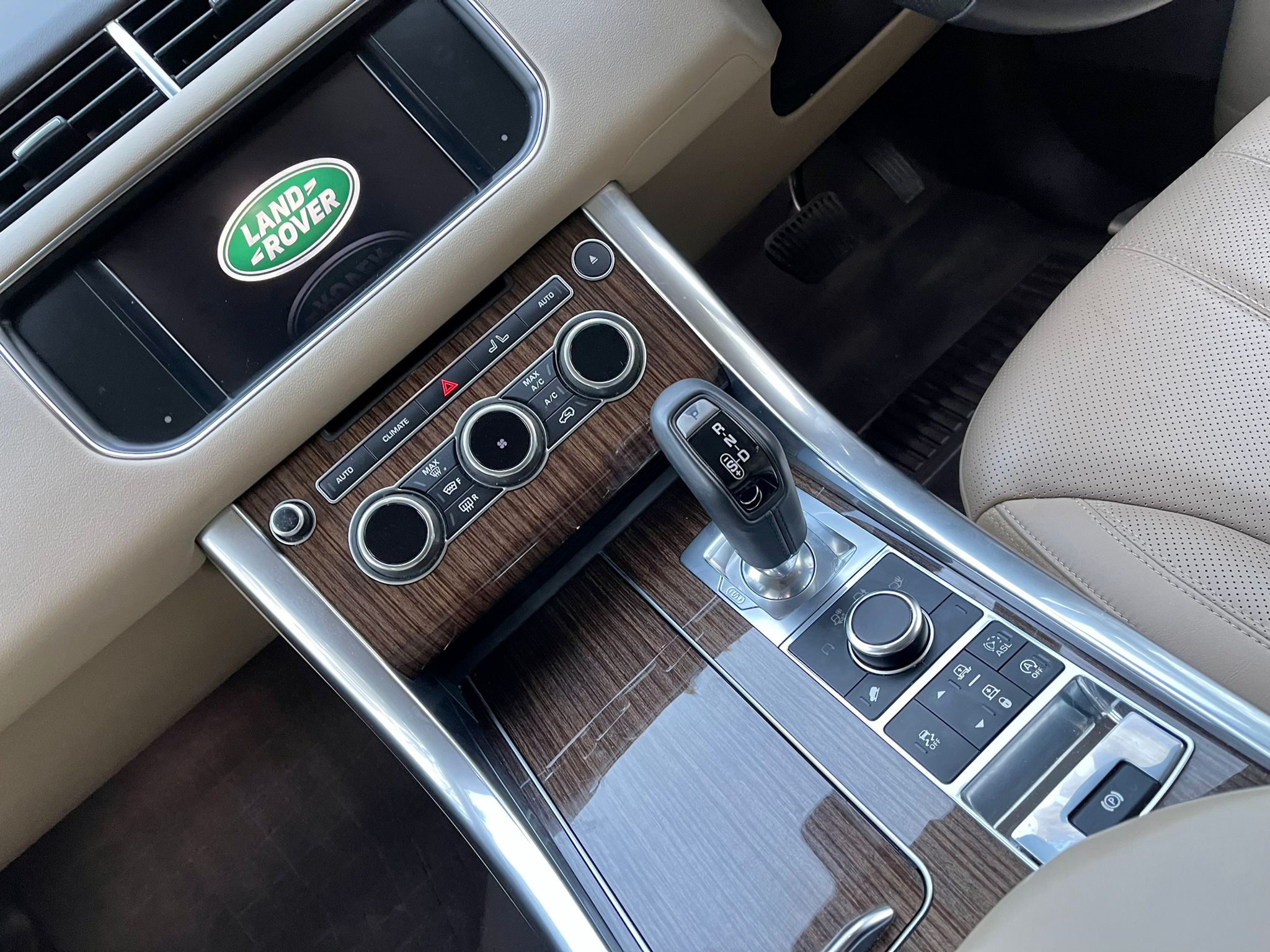 2014 Range Rover Sport  image 7