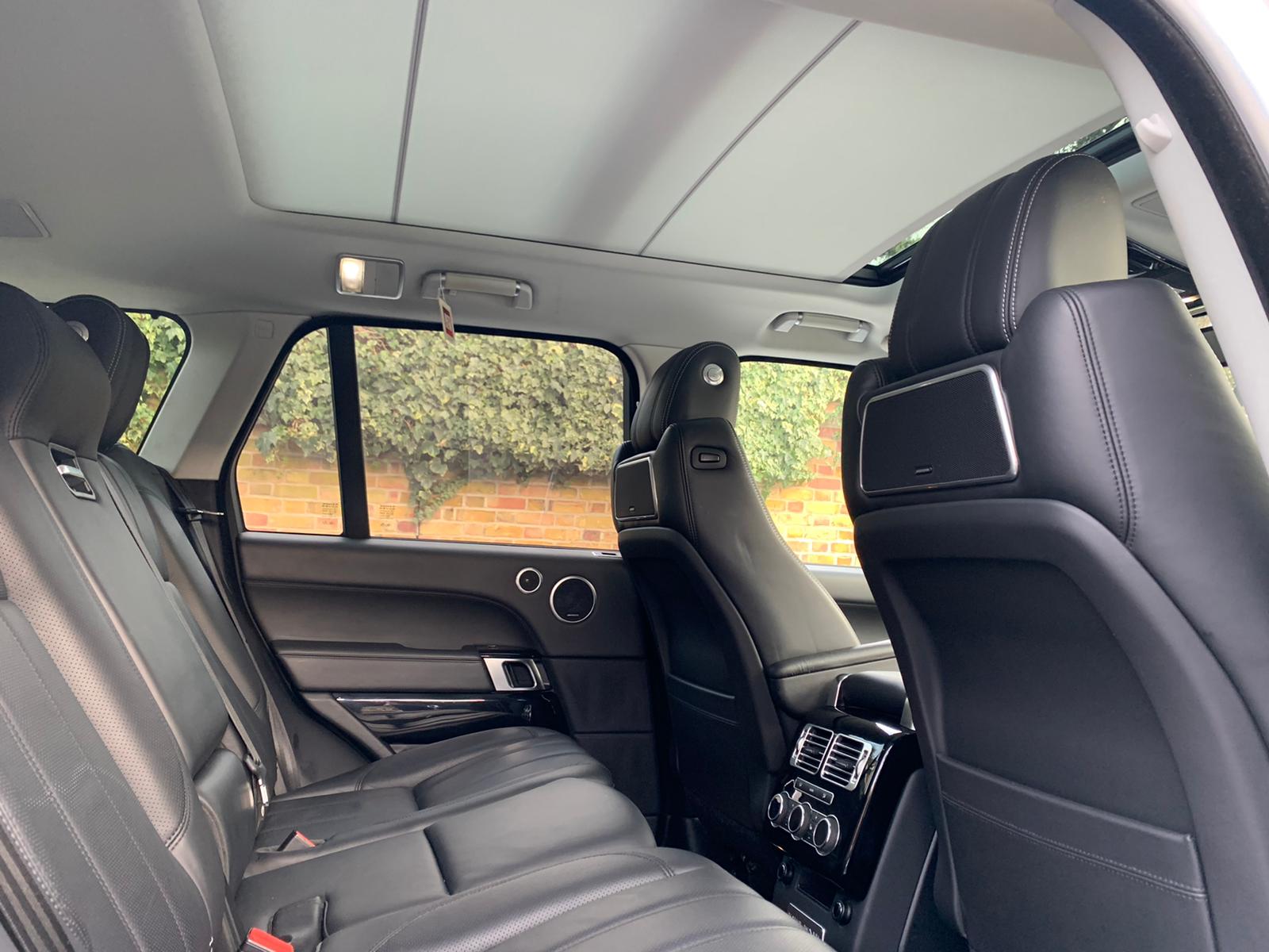 2014 Range Rover Vogue image 8