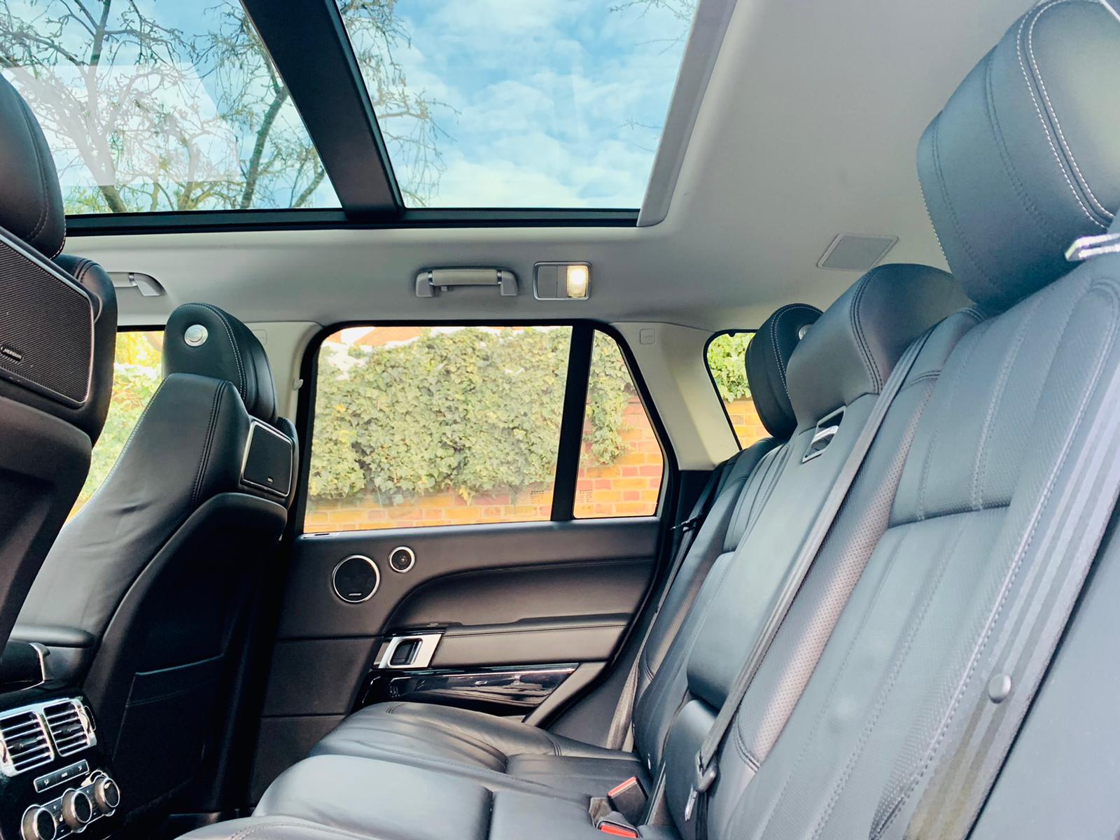 2014 Range Rover Vogue image 6