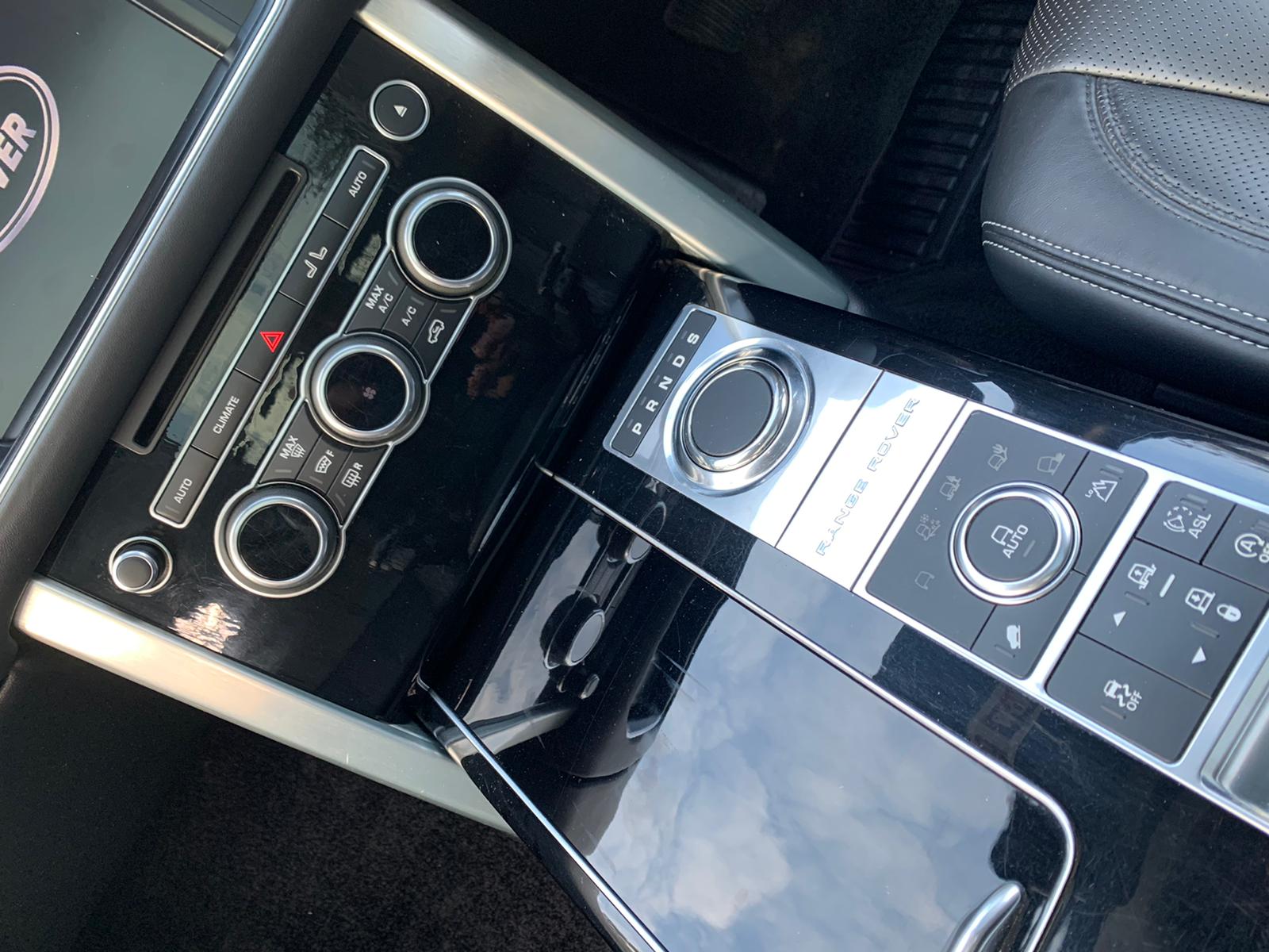 2014 Range Rover Vogue image 4