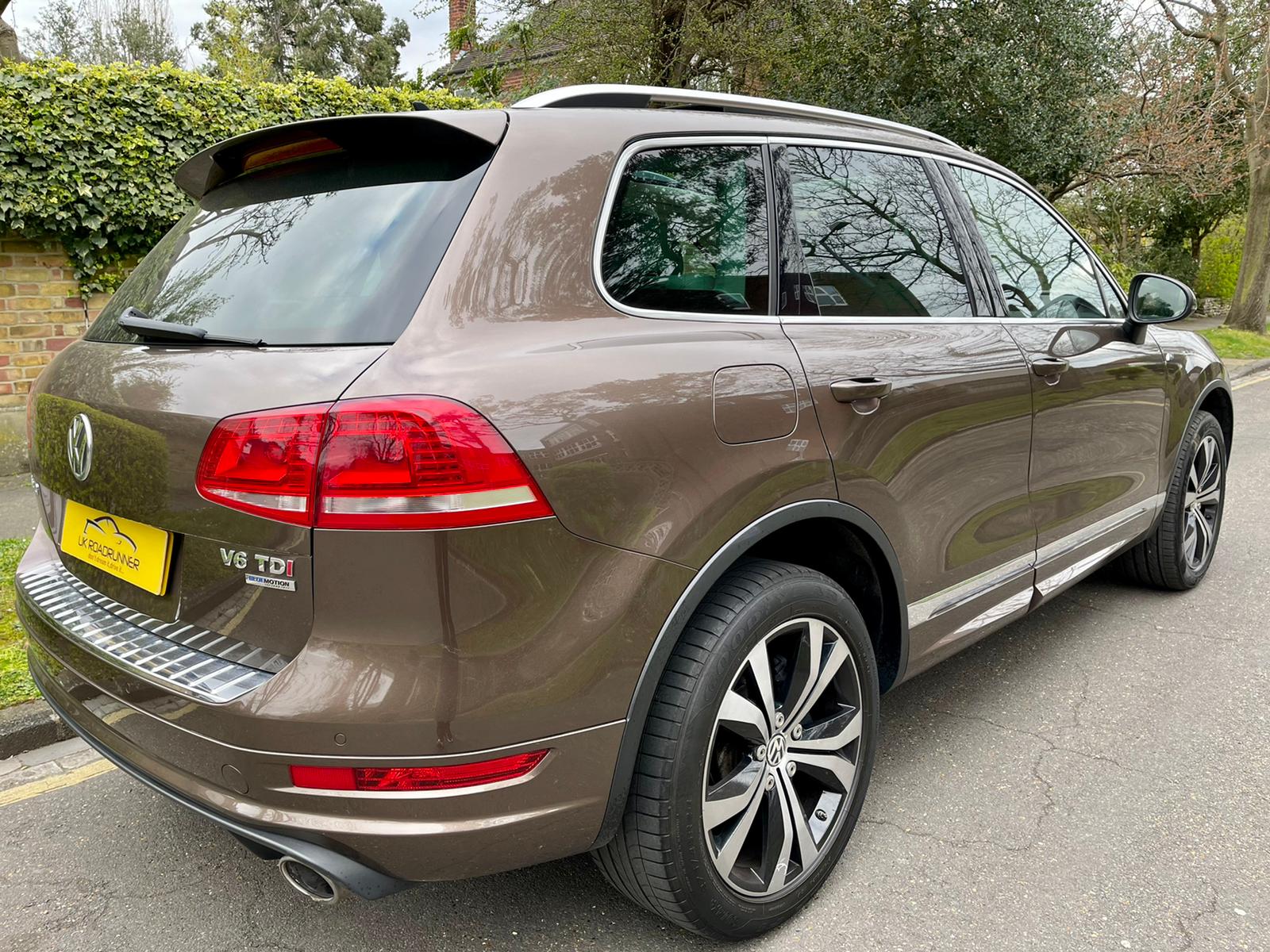2014 VW Touareg  image 11