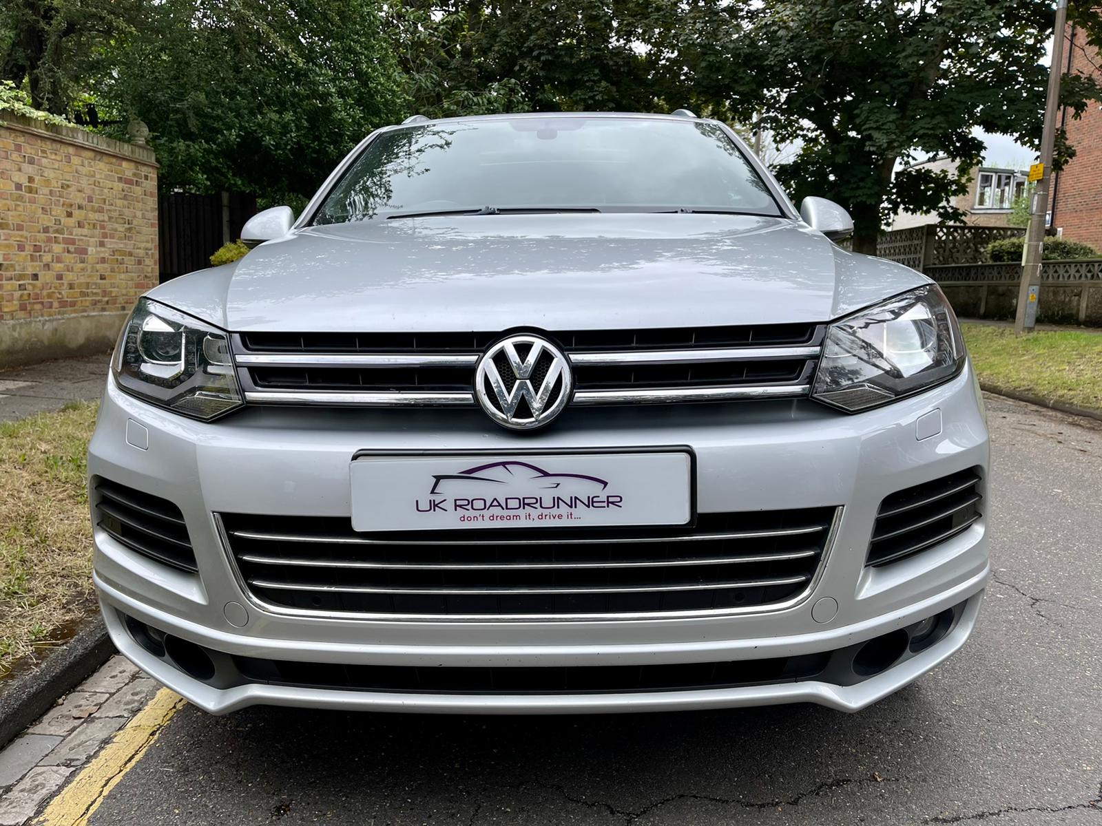 2014 VW Touareg image 2