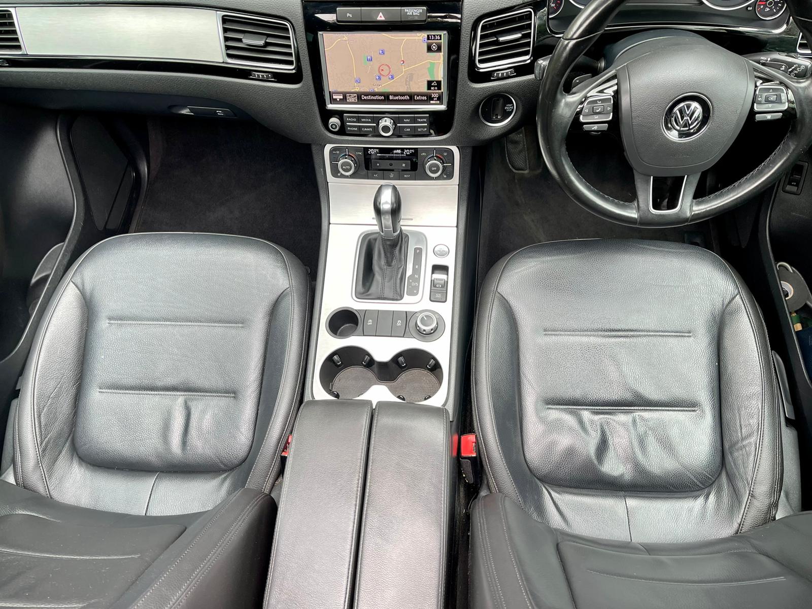 2014 VW Touareg image 4