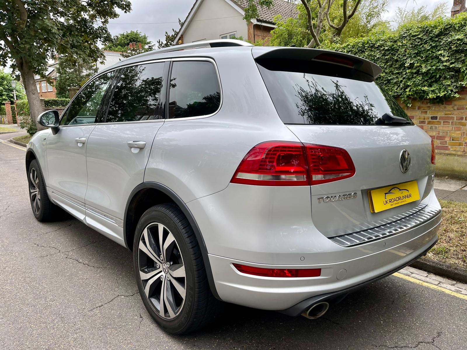 2014 VW Touareg image 11