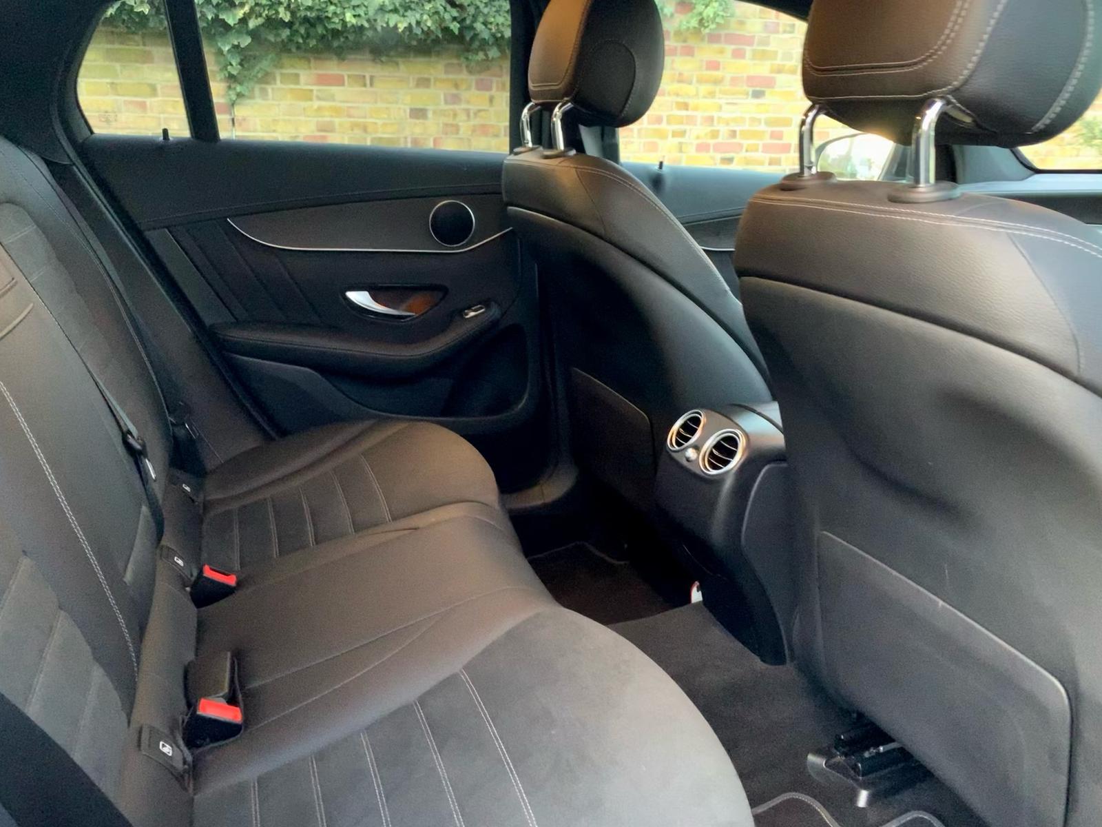 2019 Mercedes Benz GLC220 image 8