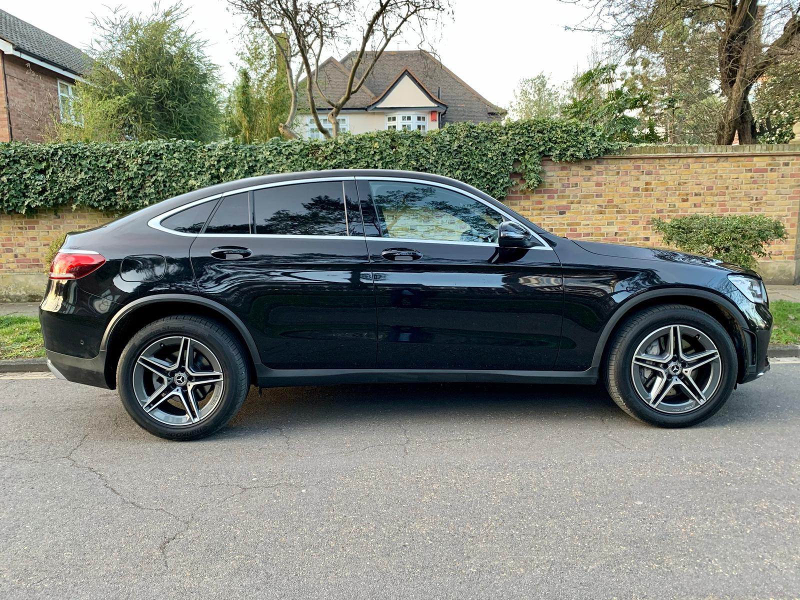 2019 Mercedes Benz GLC220 image 3
