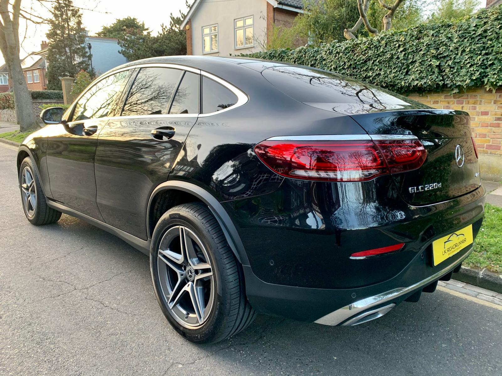 2019 Mercedes Benz GLC220 image 10