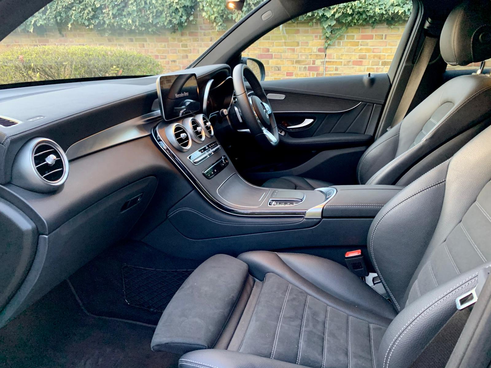 2019 Mercedes Benz GLC220 image 9