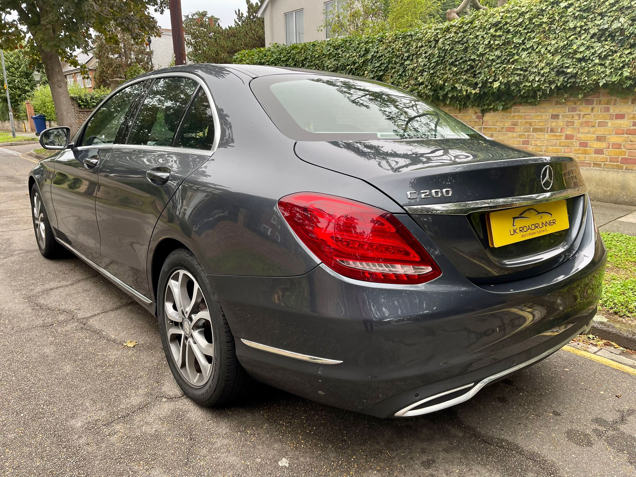 2015 Mercedes Benz C200 image 7