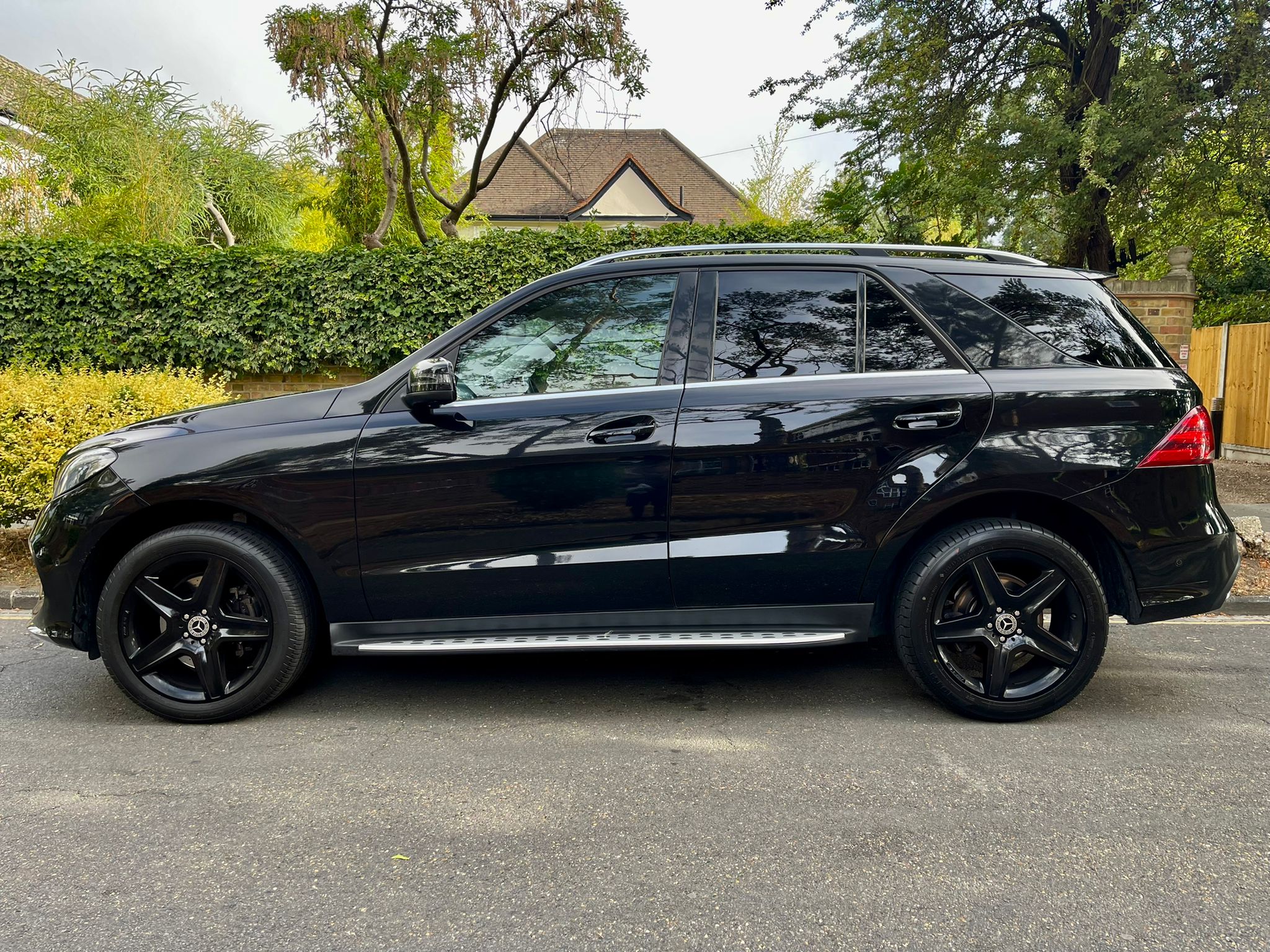 2015 Mercedes Benz GLE250d image 4