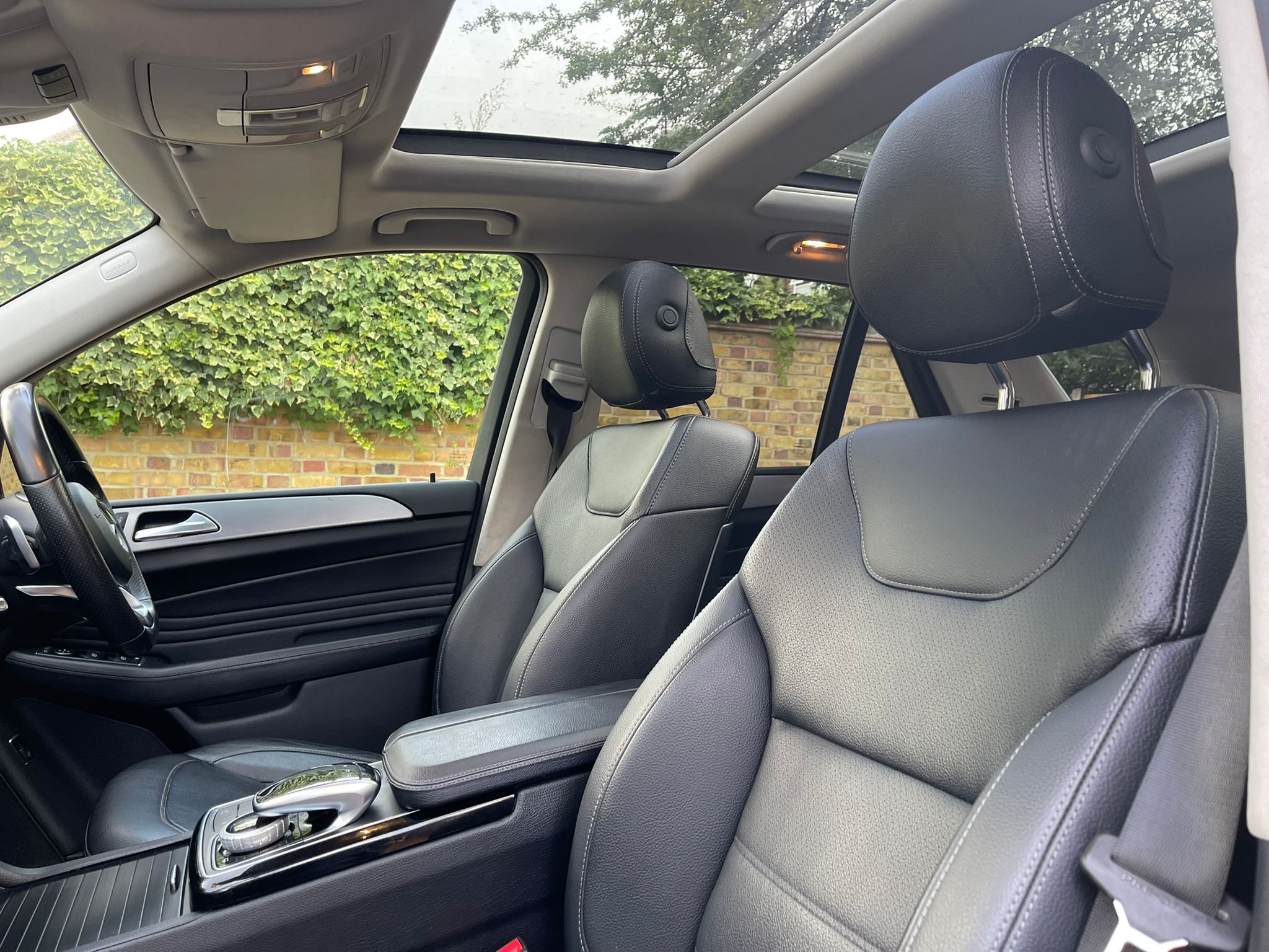 2015 Mercedes Benz GLE250d image 7