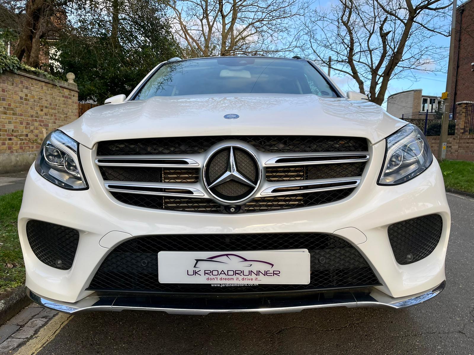 2015 Mercedes Benz GLE350d image 2