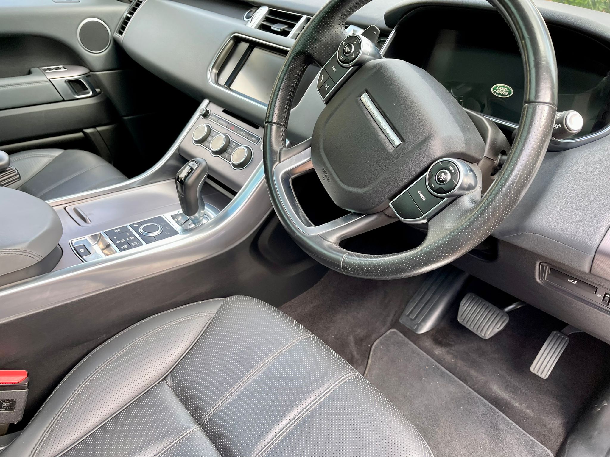 2015 Range Rover Sport image 5