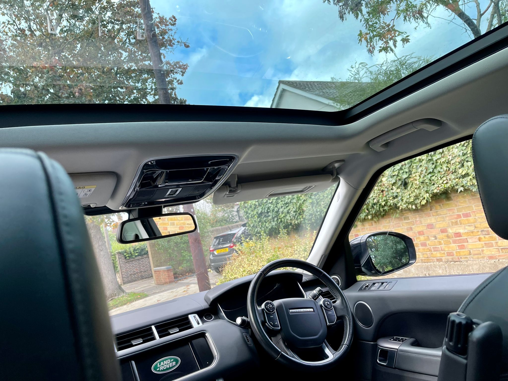 2015 Range Rover Sport image 6