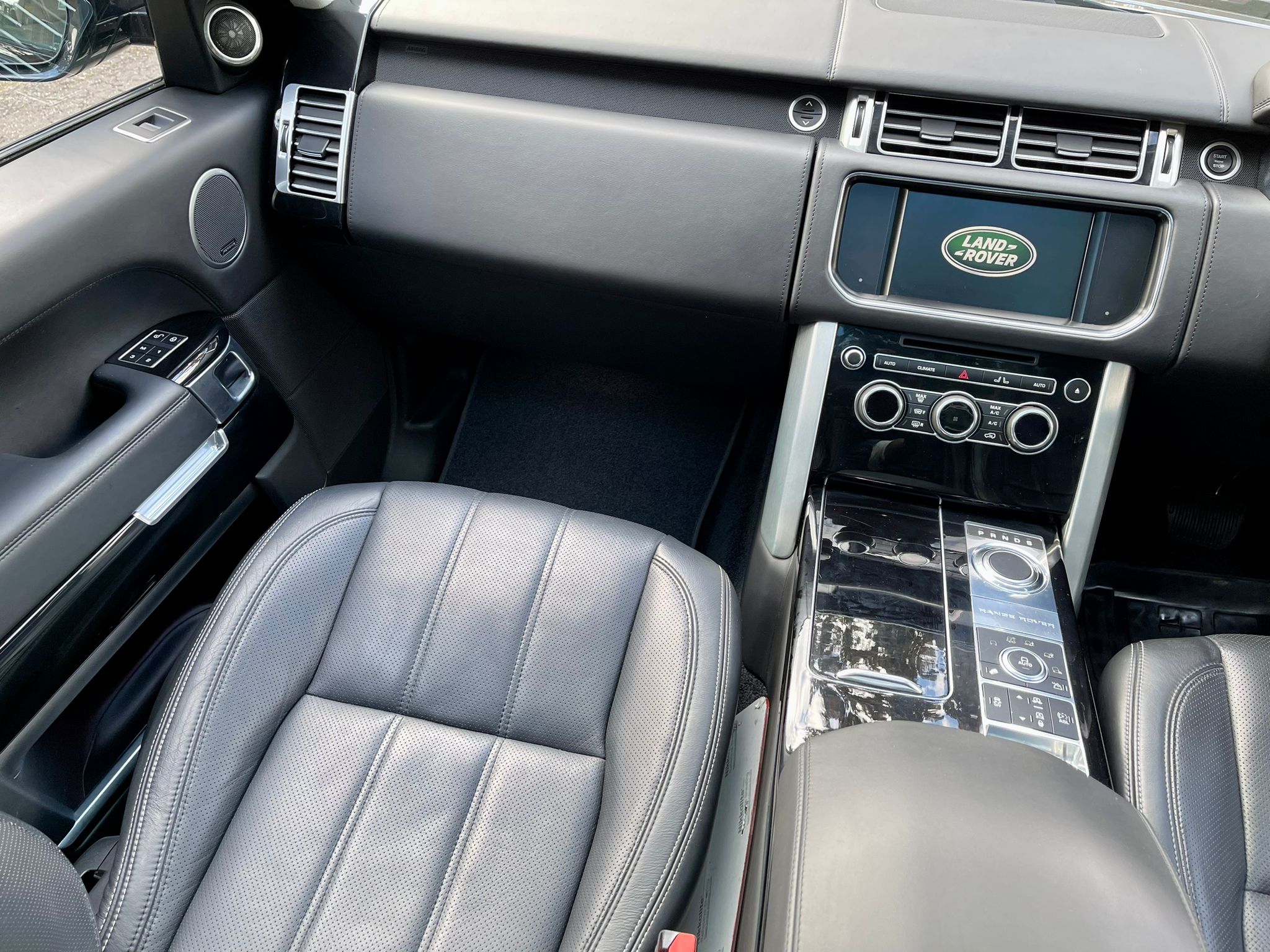 2015 Range Rover Vogue Autobiography image 5