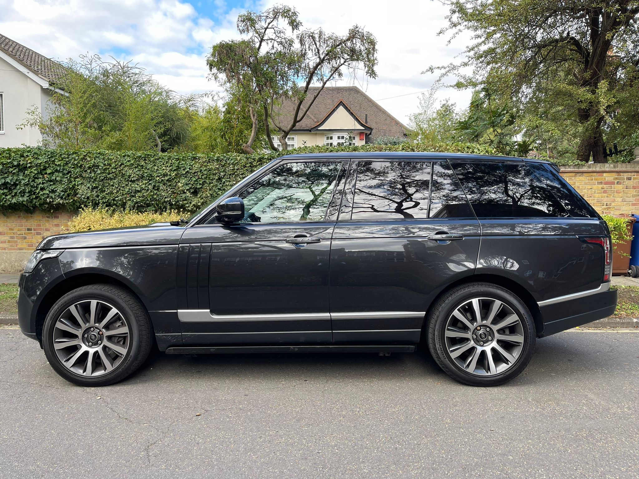 2015 Range Rover Vogue Autobiography image 3