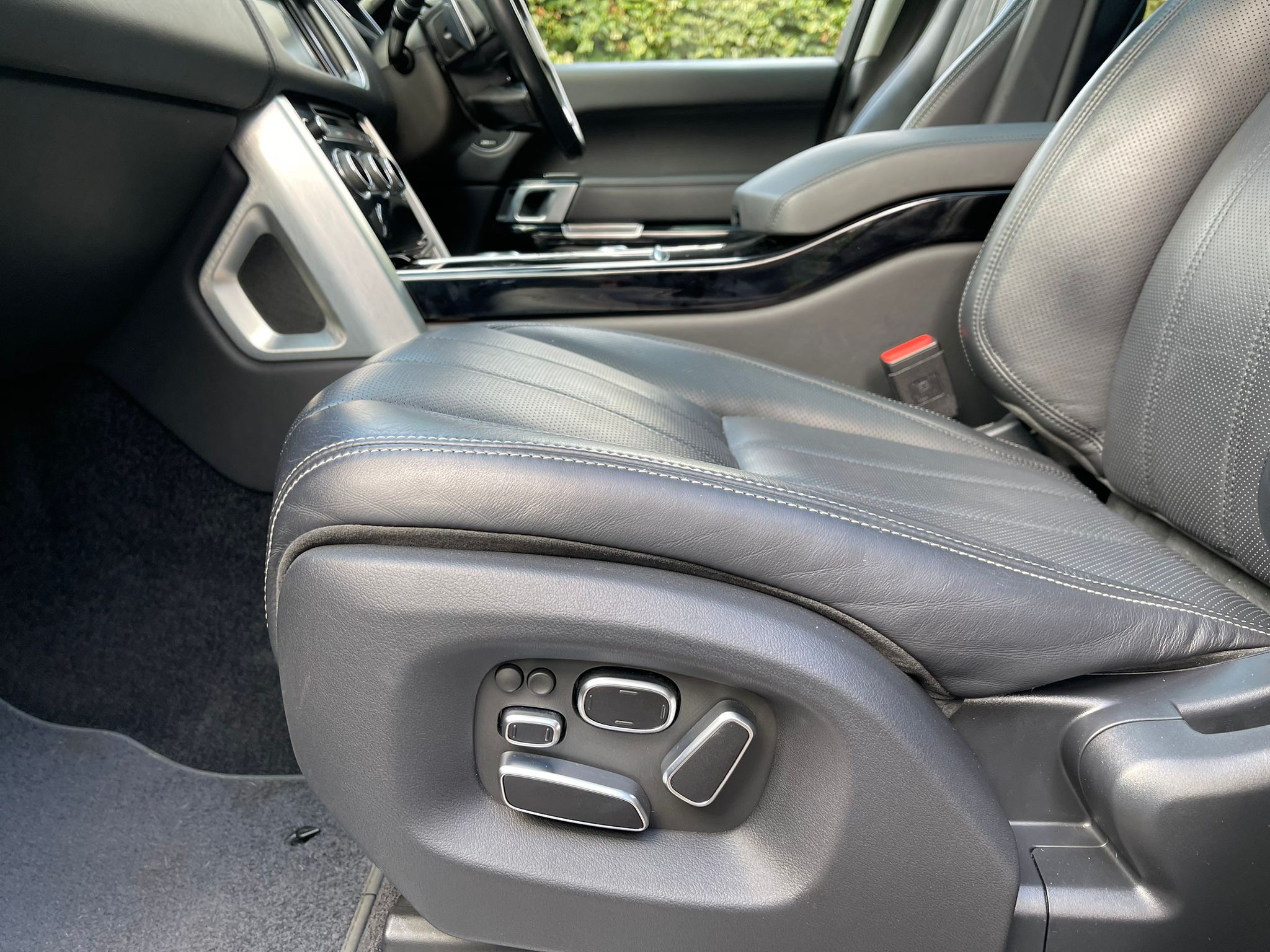 2015 Range Rover Vogue Autobiography image 8