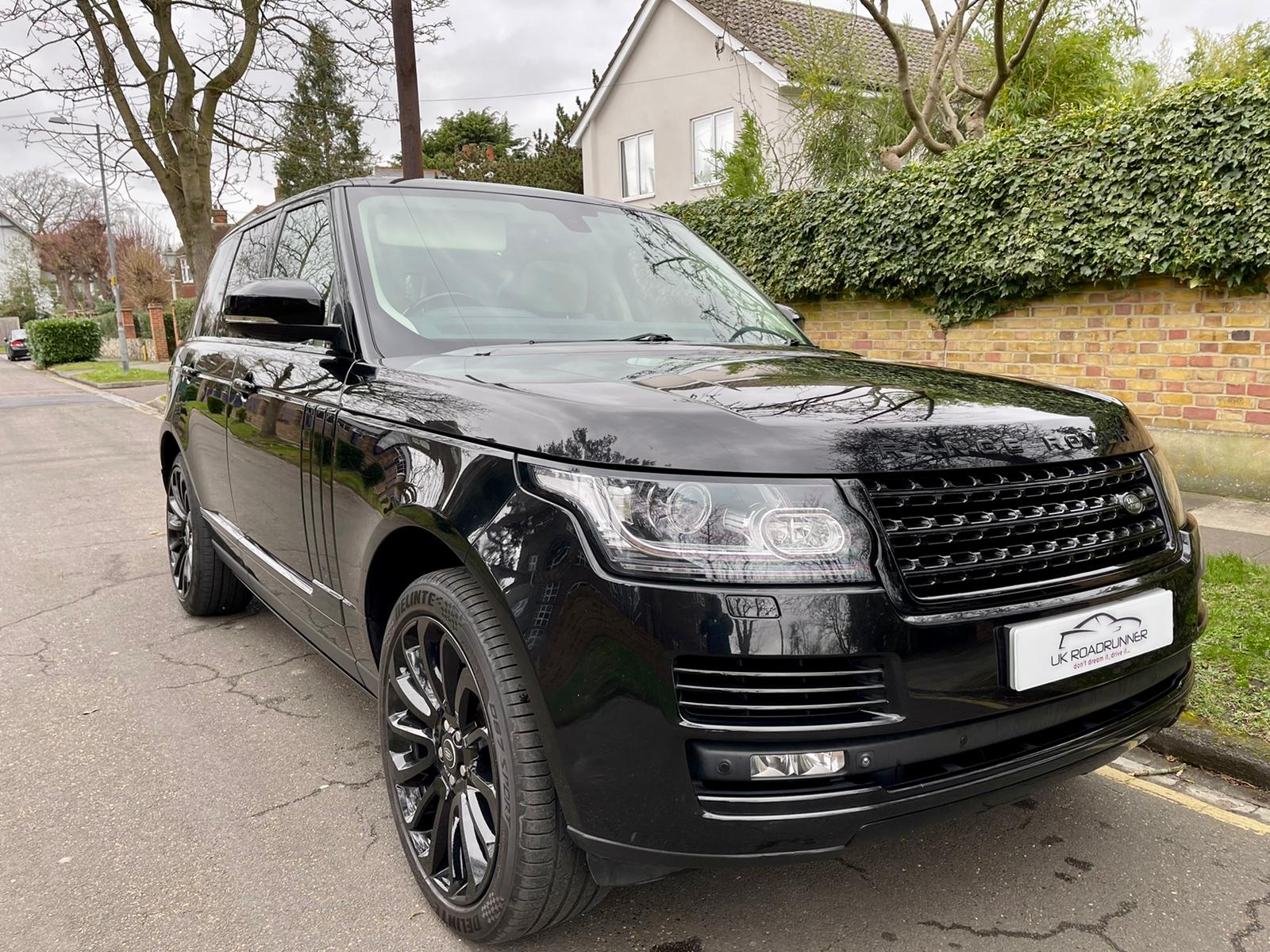 2015 Range Rover Vogue image 1