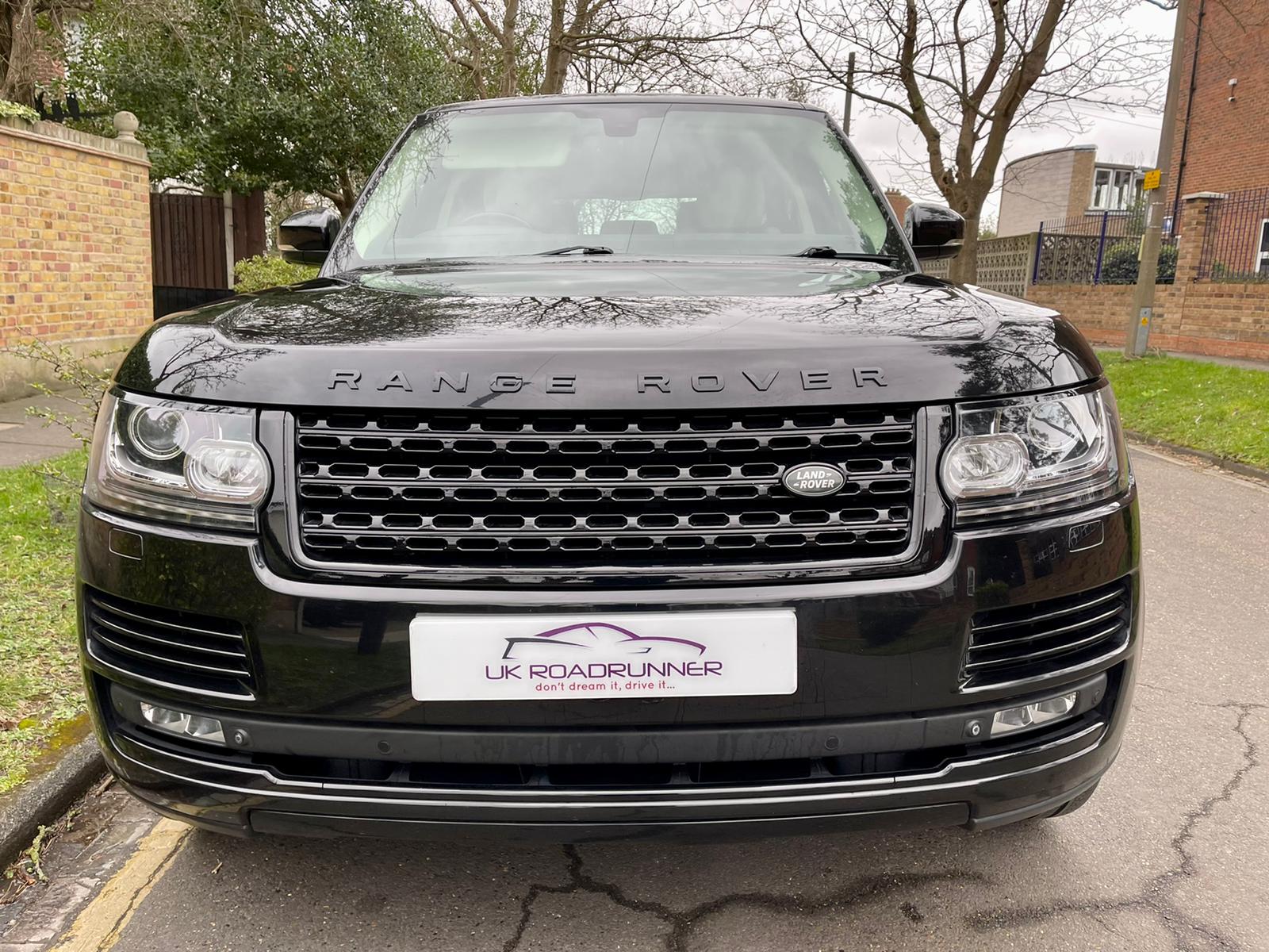 2015 Range Rover Vogue image 2