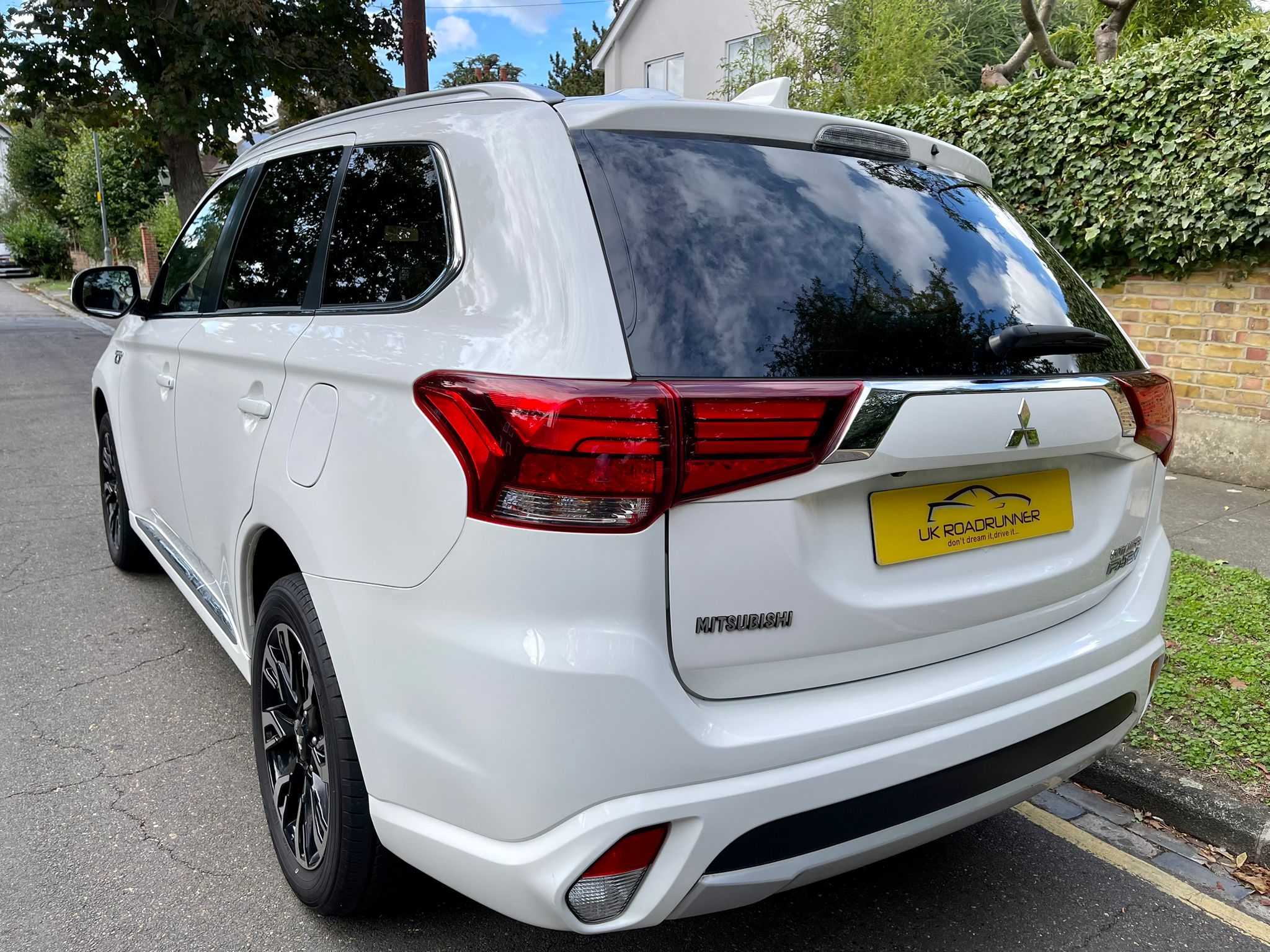 2018 Mitsubishi Outlander image 9