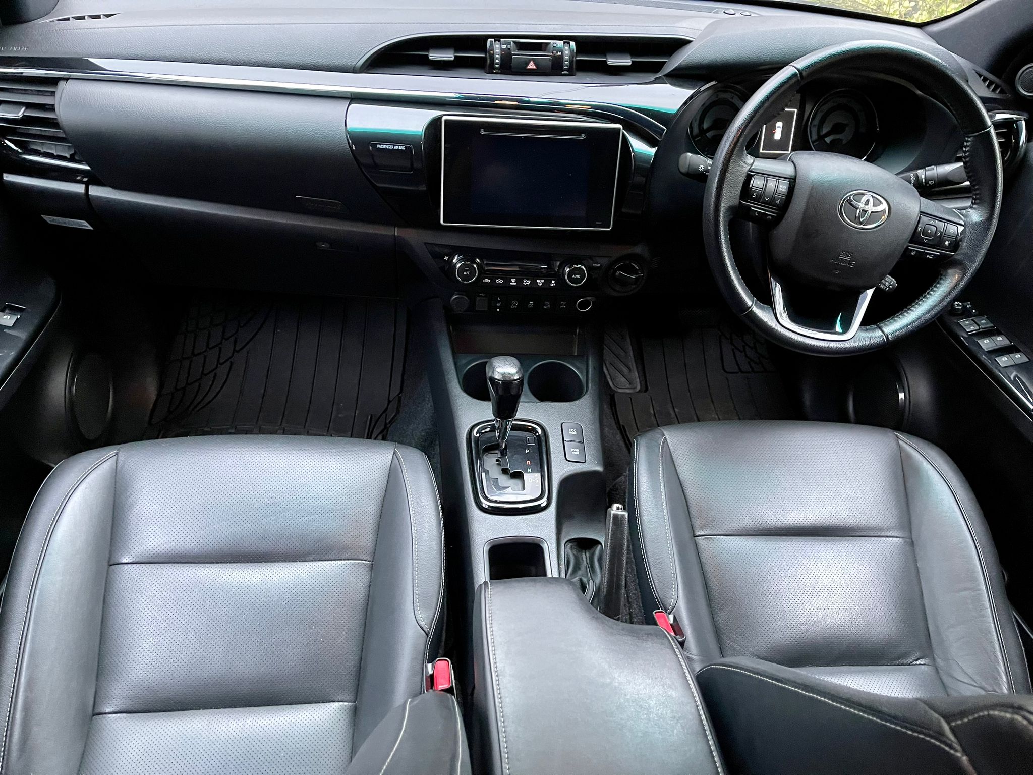 2020 Toyota Hilux image 5