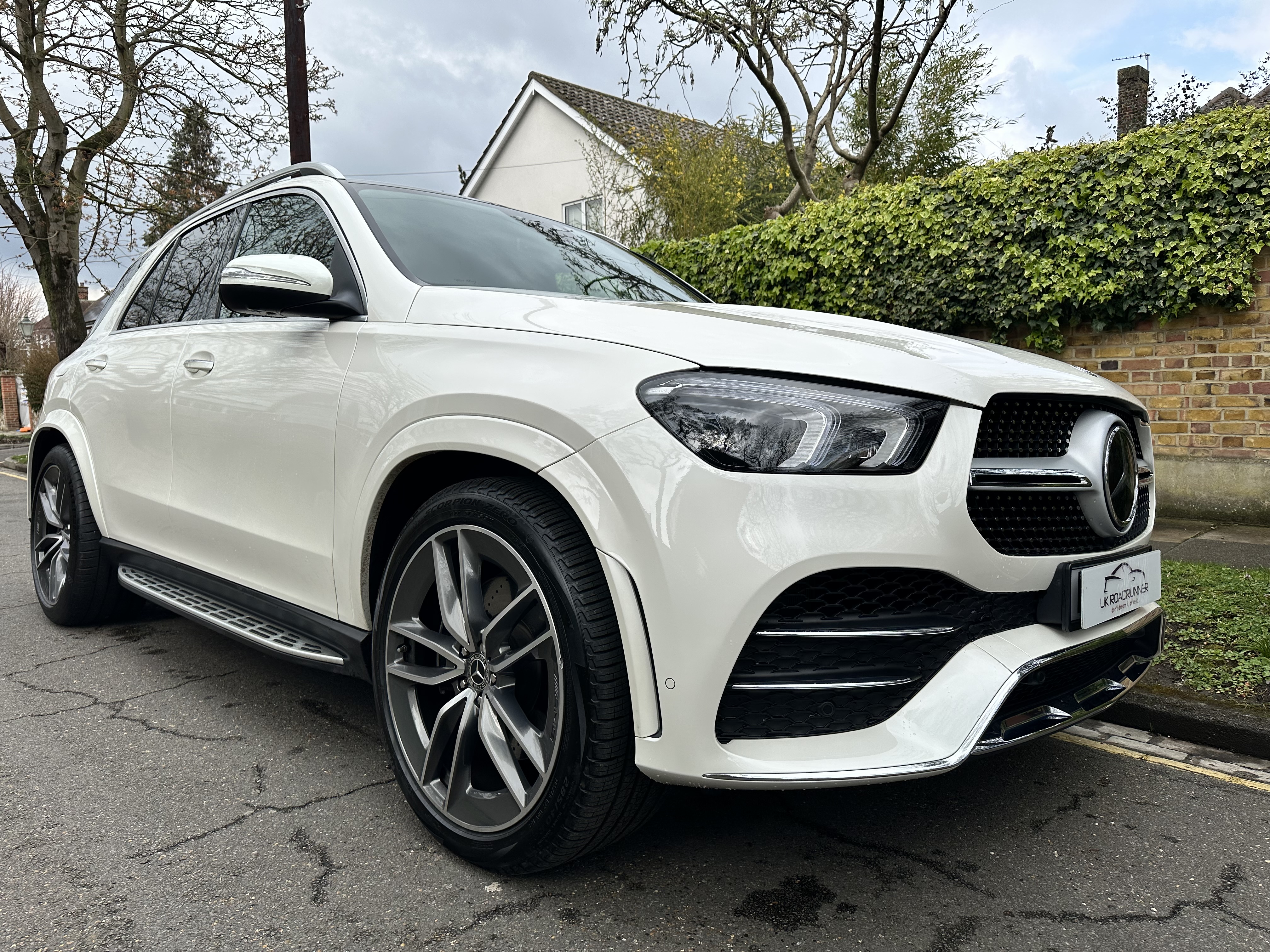 2020 Mercedes GLE400d  image 1