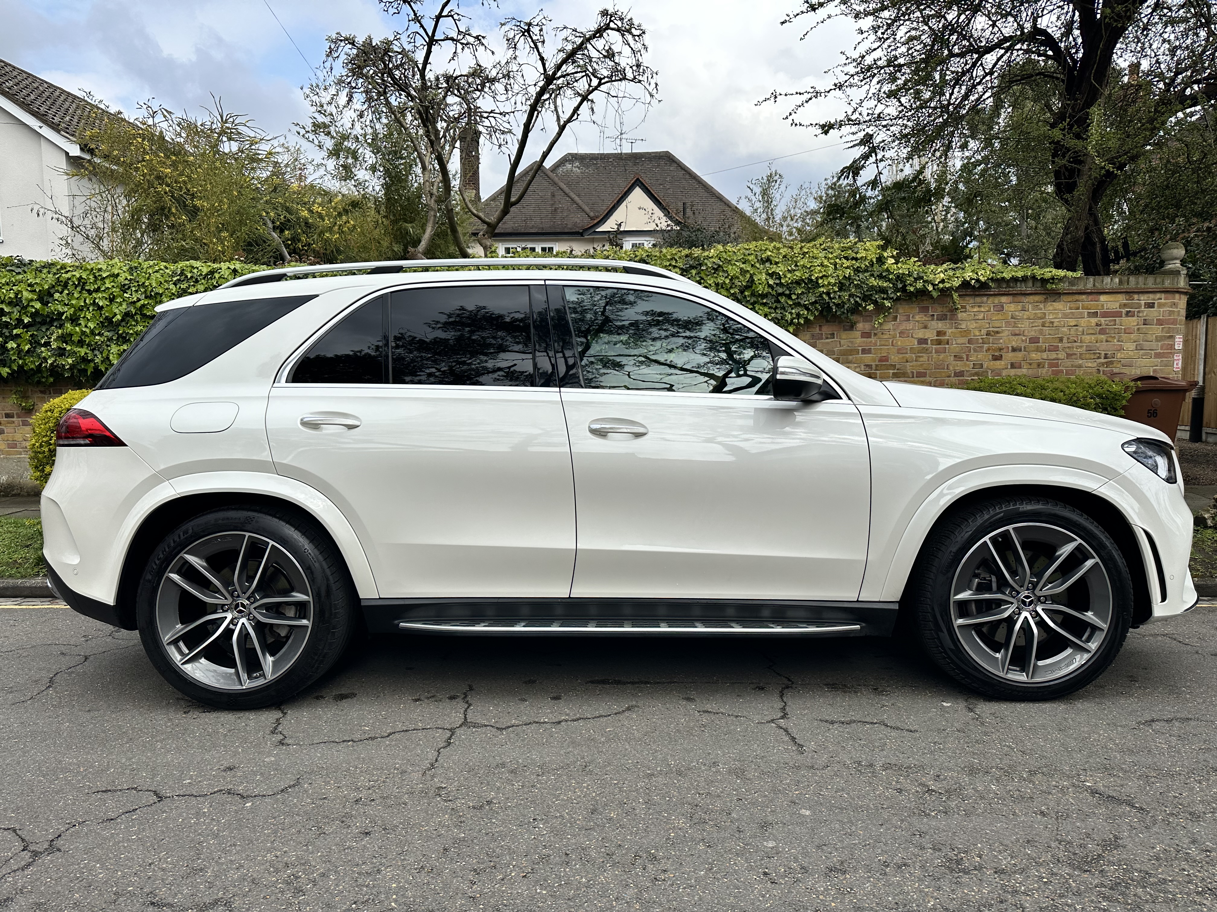 2020 Mercedes GLE400d  image 3