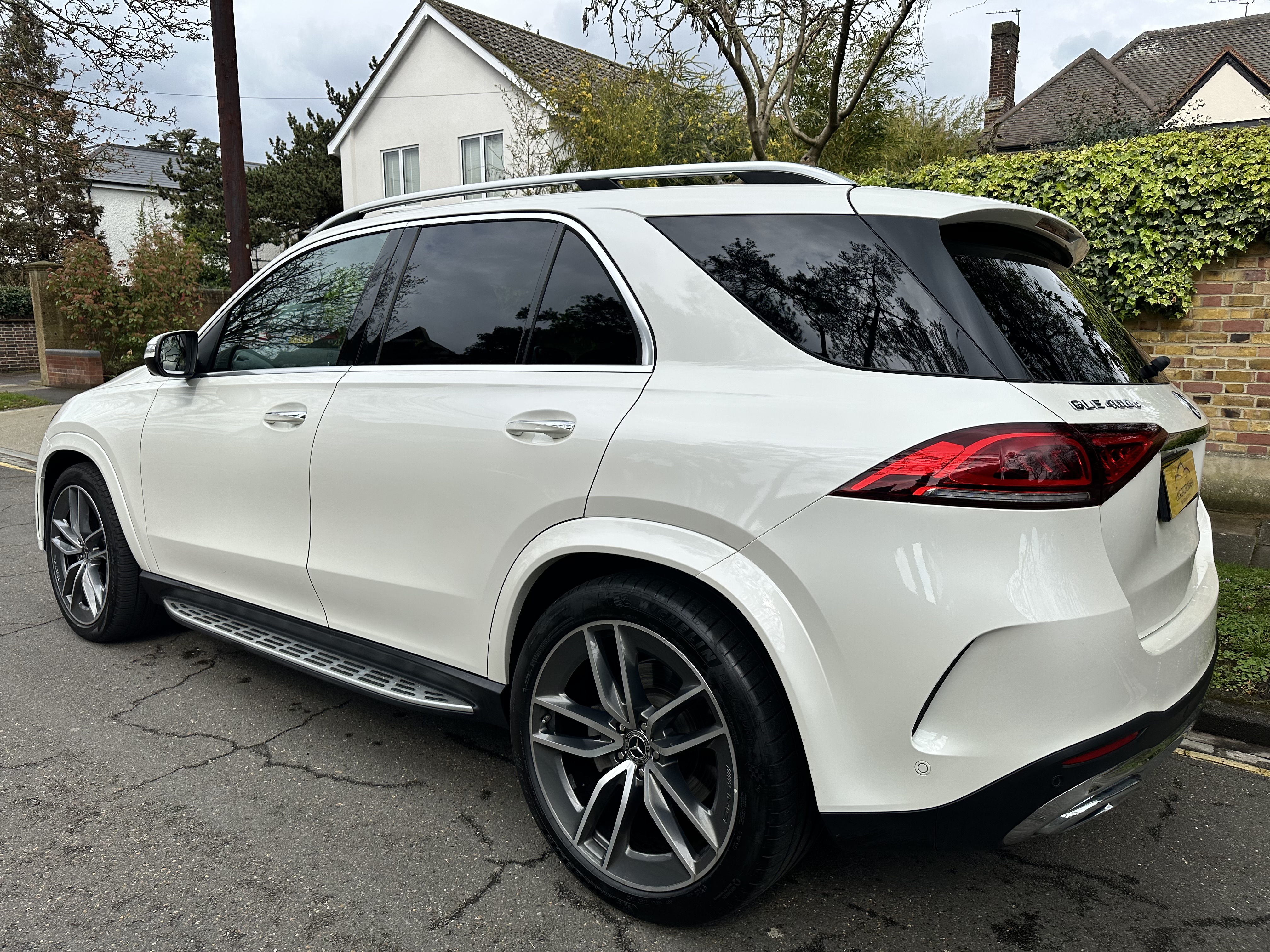 2020 Mercedes GLE400d  image 9