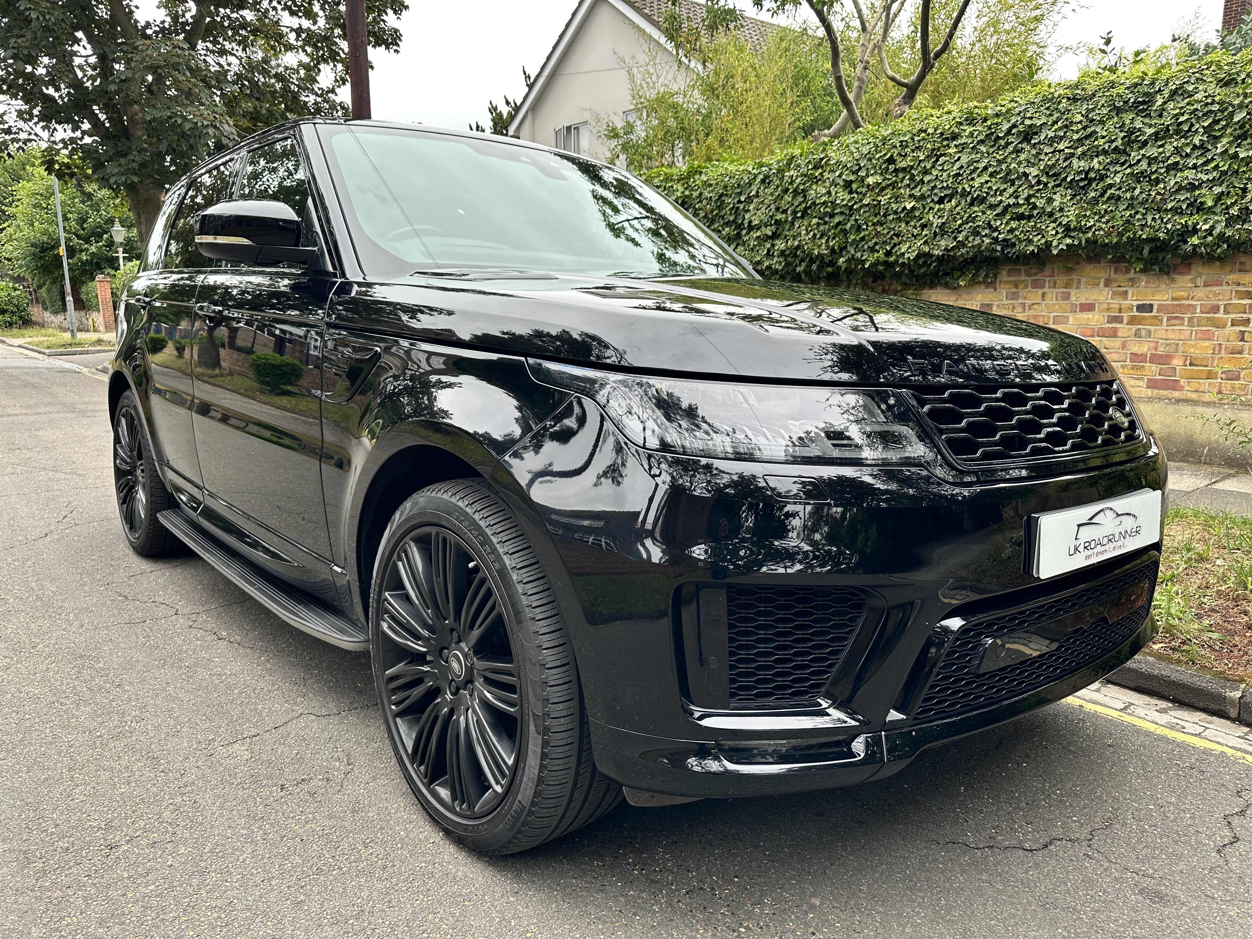 2018 Range Rover Sport HSE  image 1