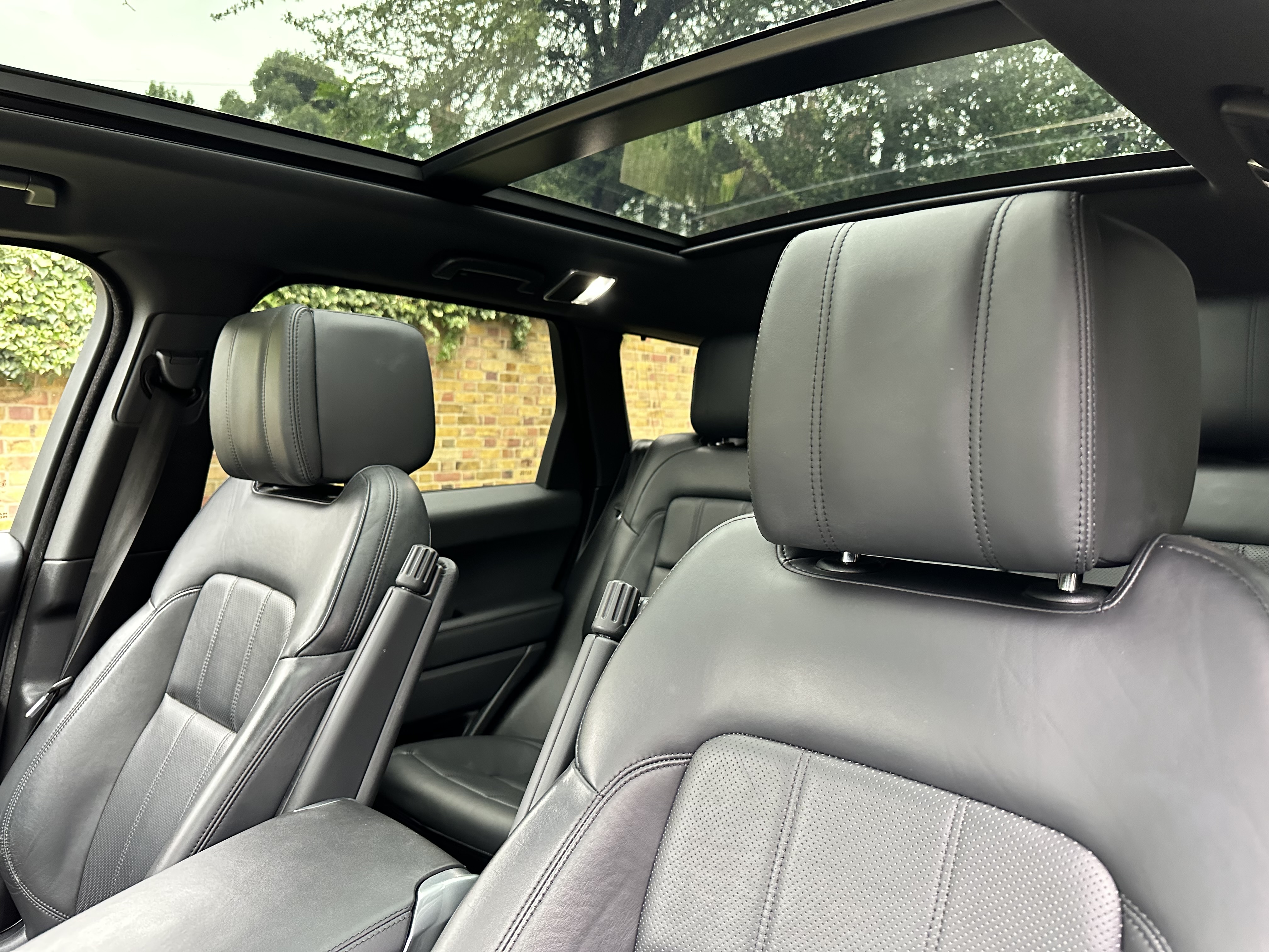 2018 Range Rover Sport HSE  image 6