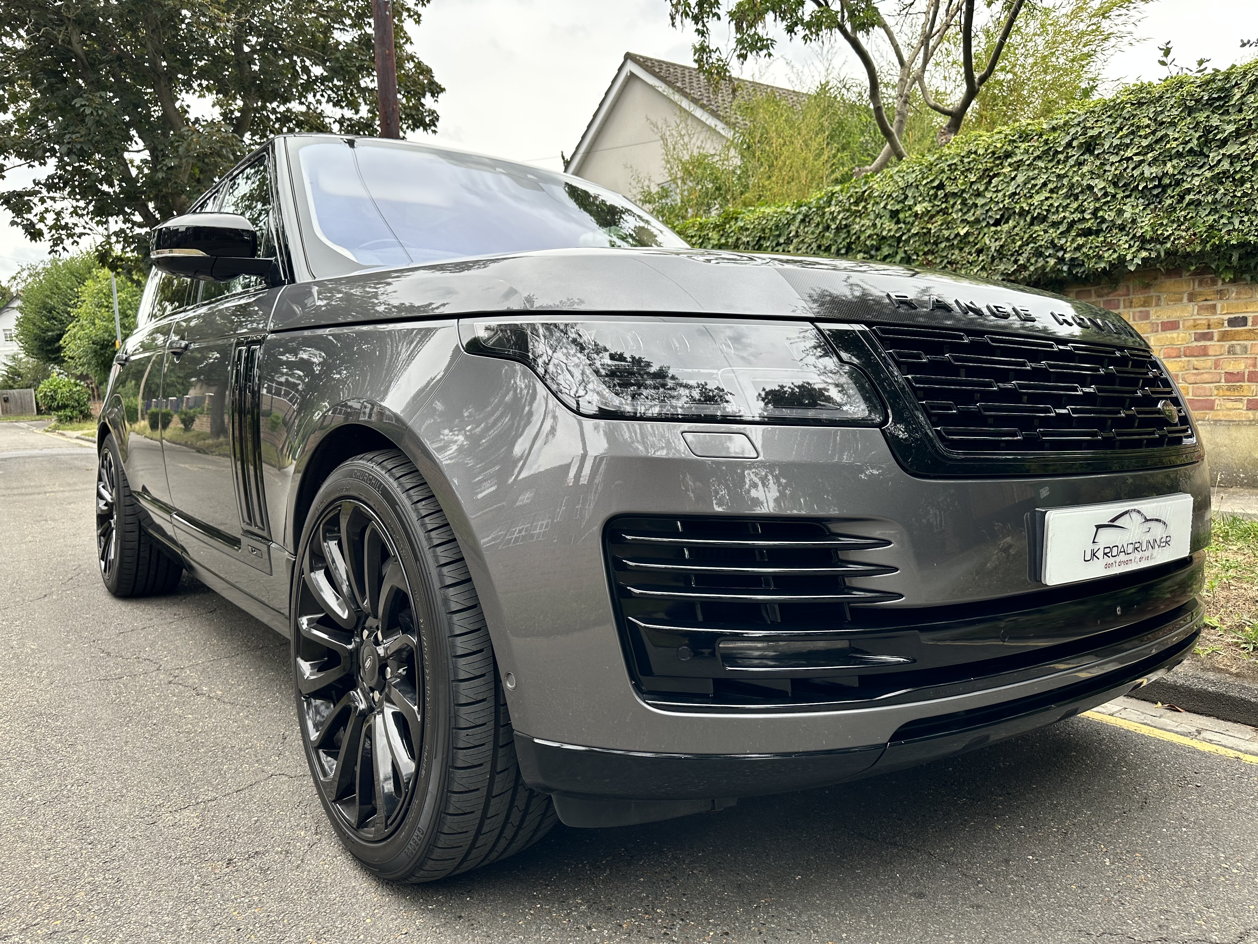 2018 Range Rover Vogue SVAutobiography image 1