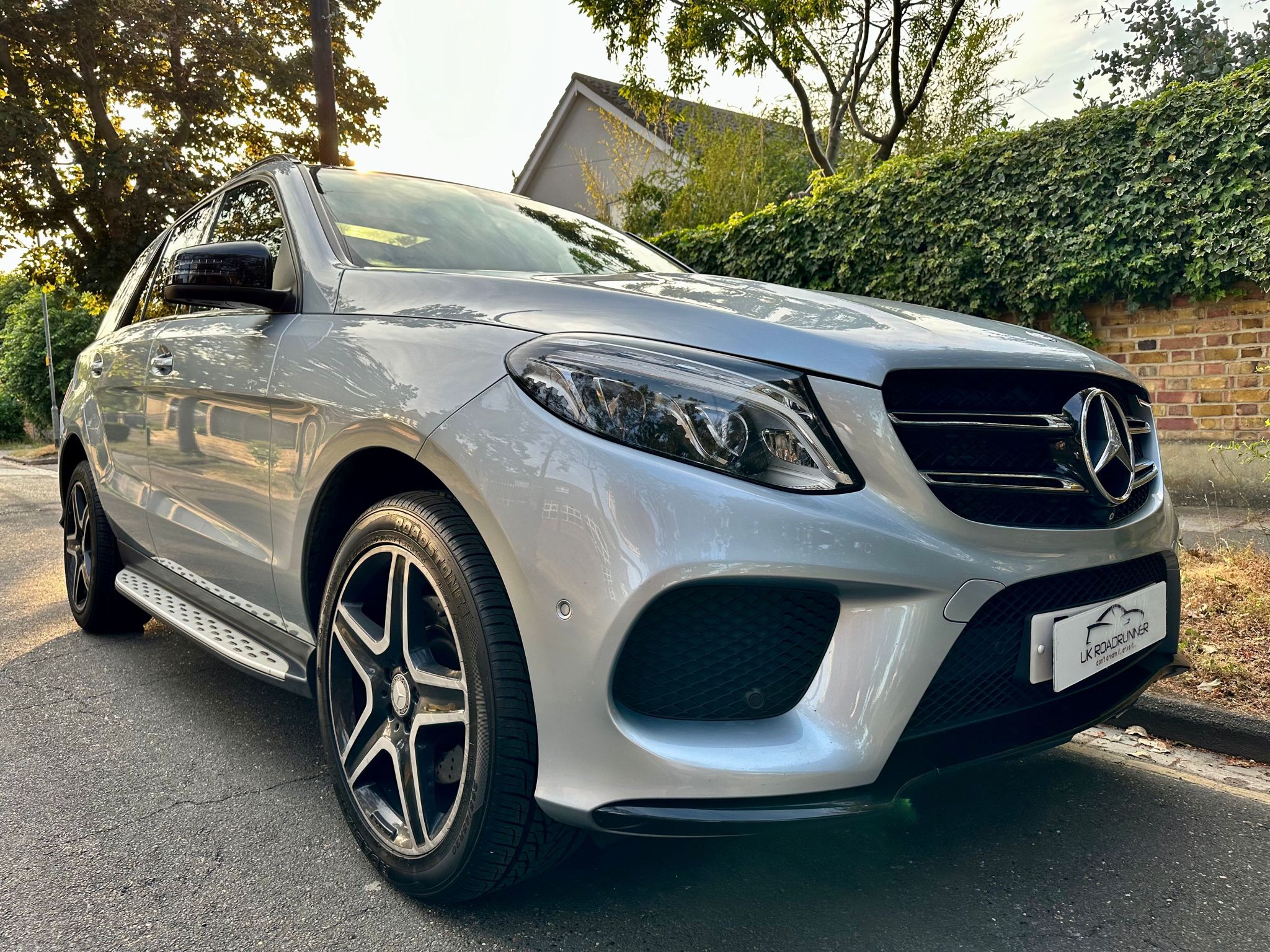 2016 Mercedes GLE250d image 1