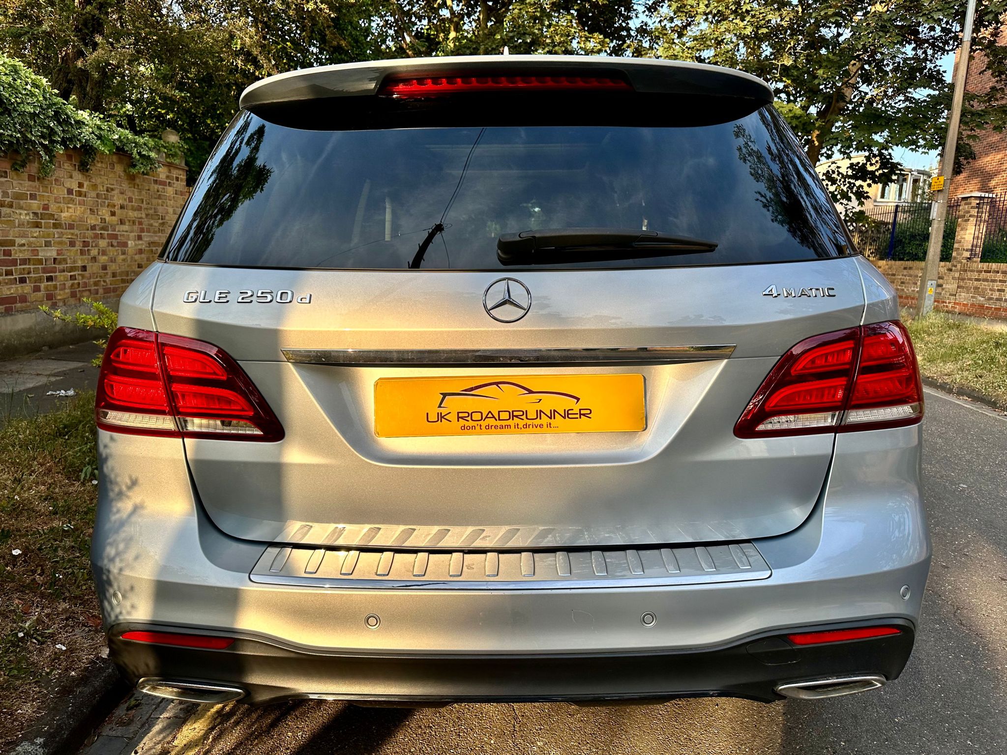 2016 Mercedes GLE250d image 11