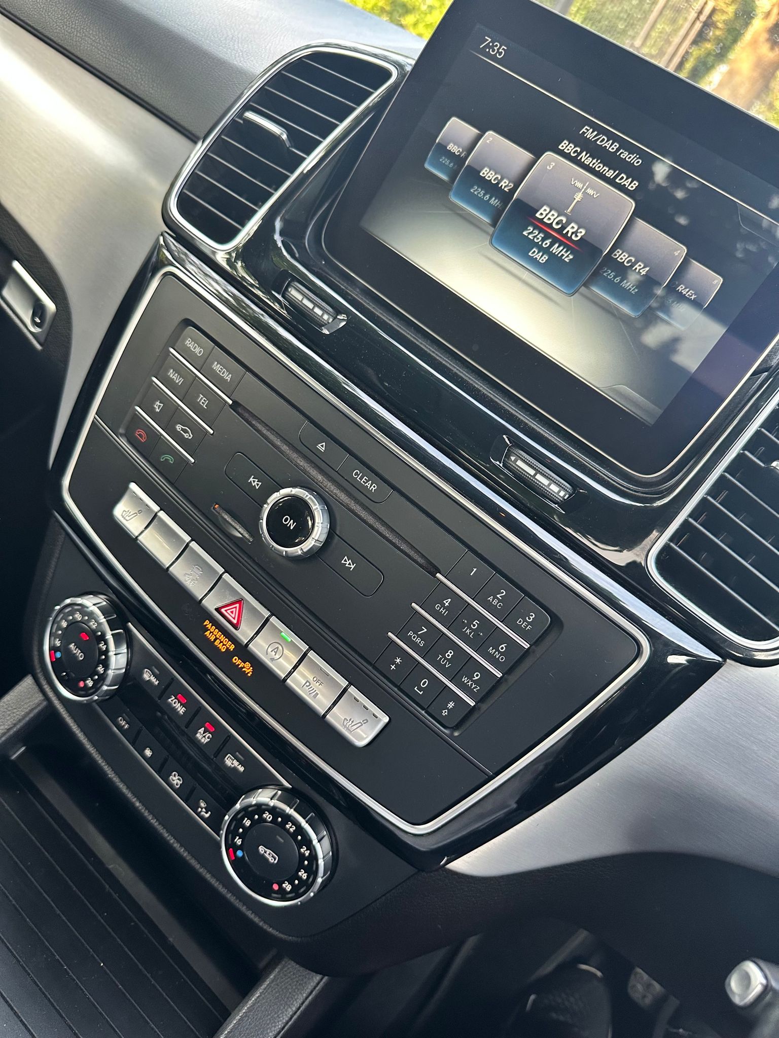 2016 Mercedes GLE250d image 8