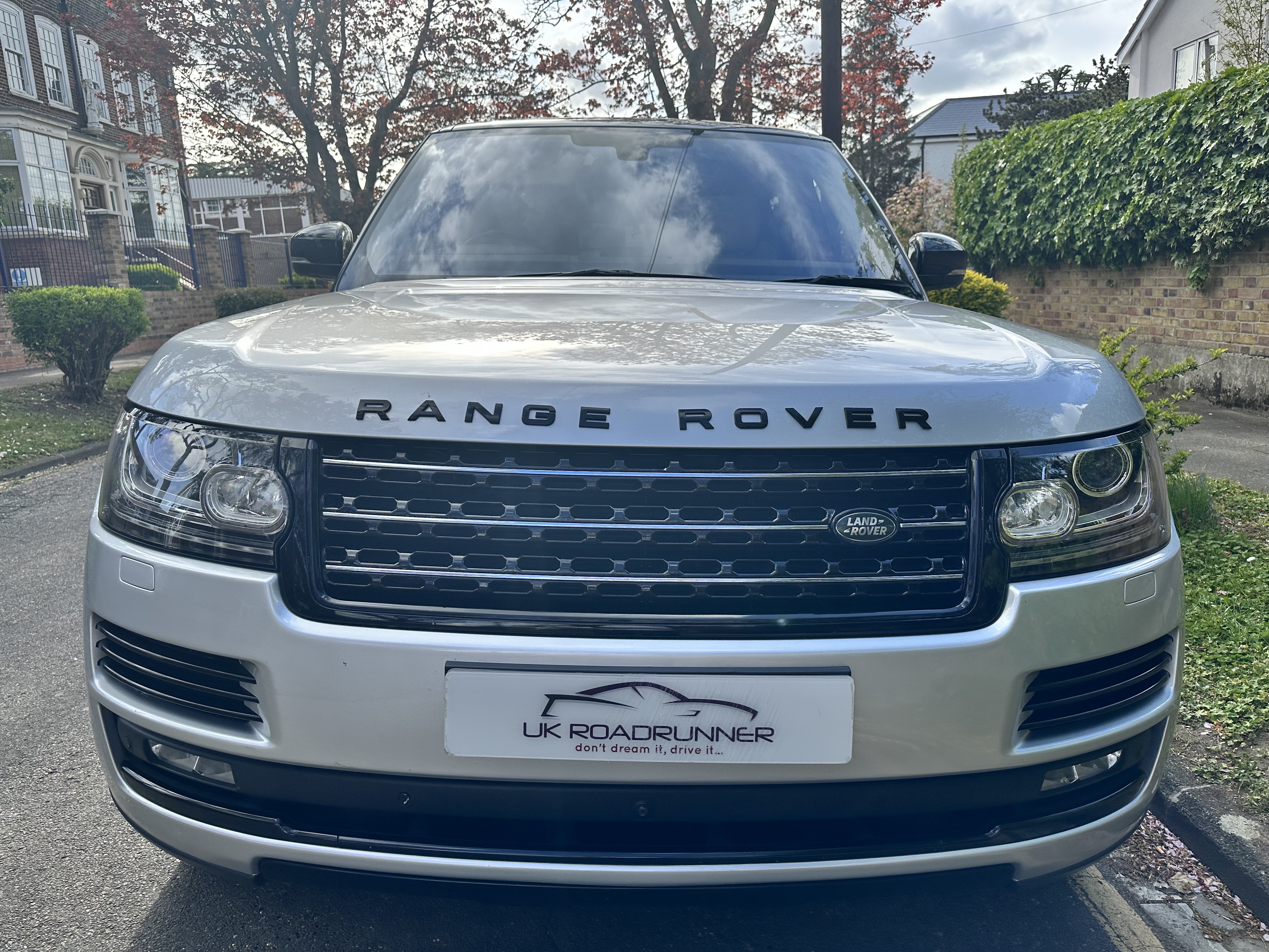 2016 Range Rover Vogue Autobiography image 2