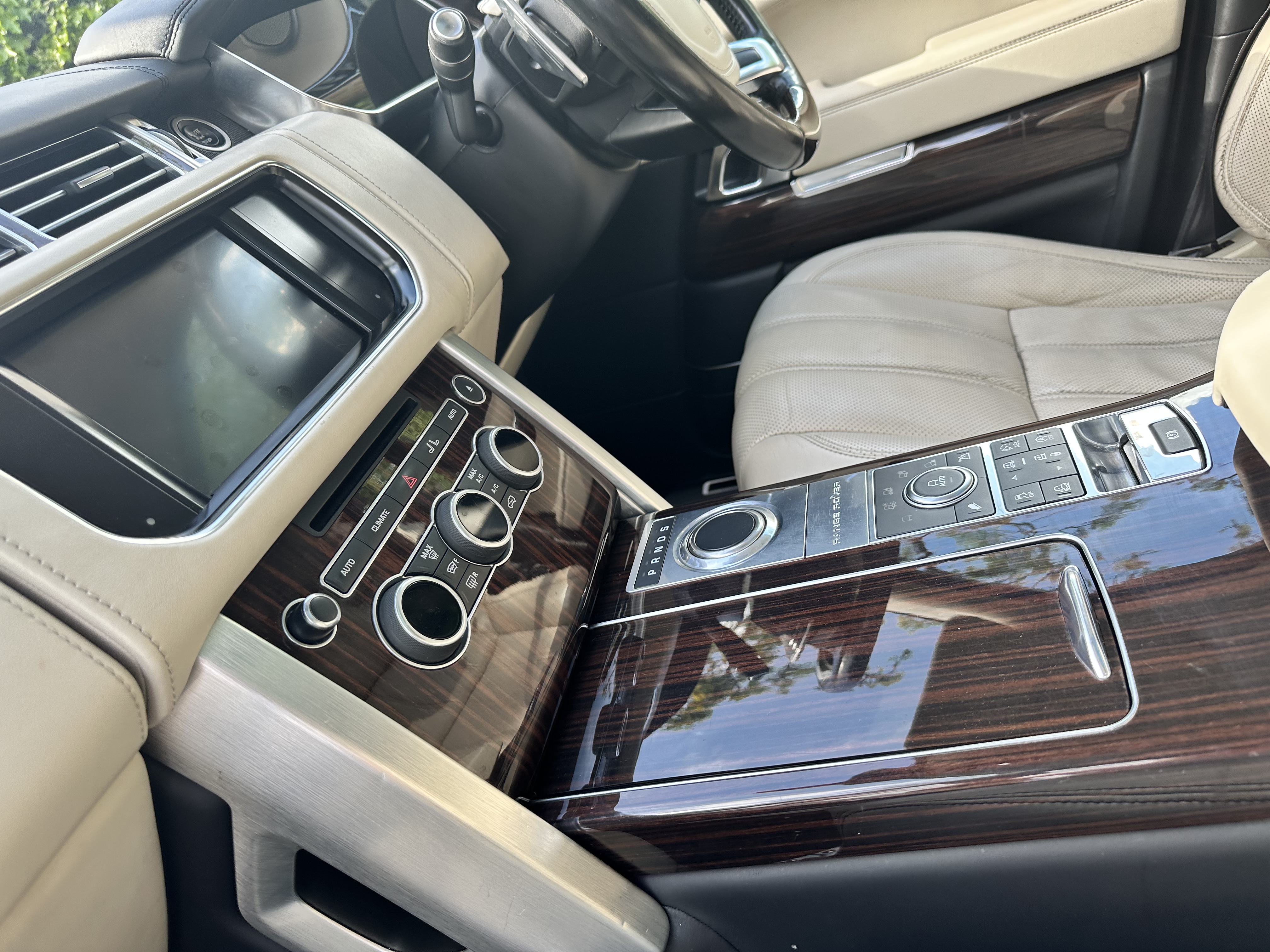 2016 Range Rover Vogue Autobiography image 5