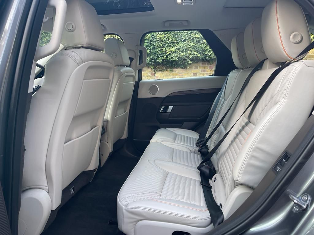 2017 Land Rover Discovery  image 7