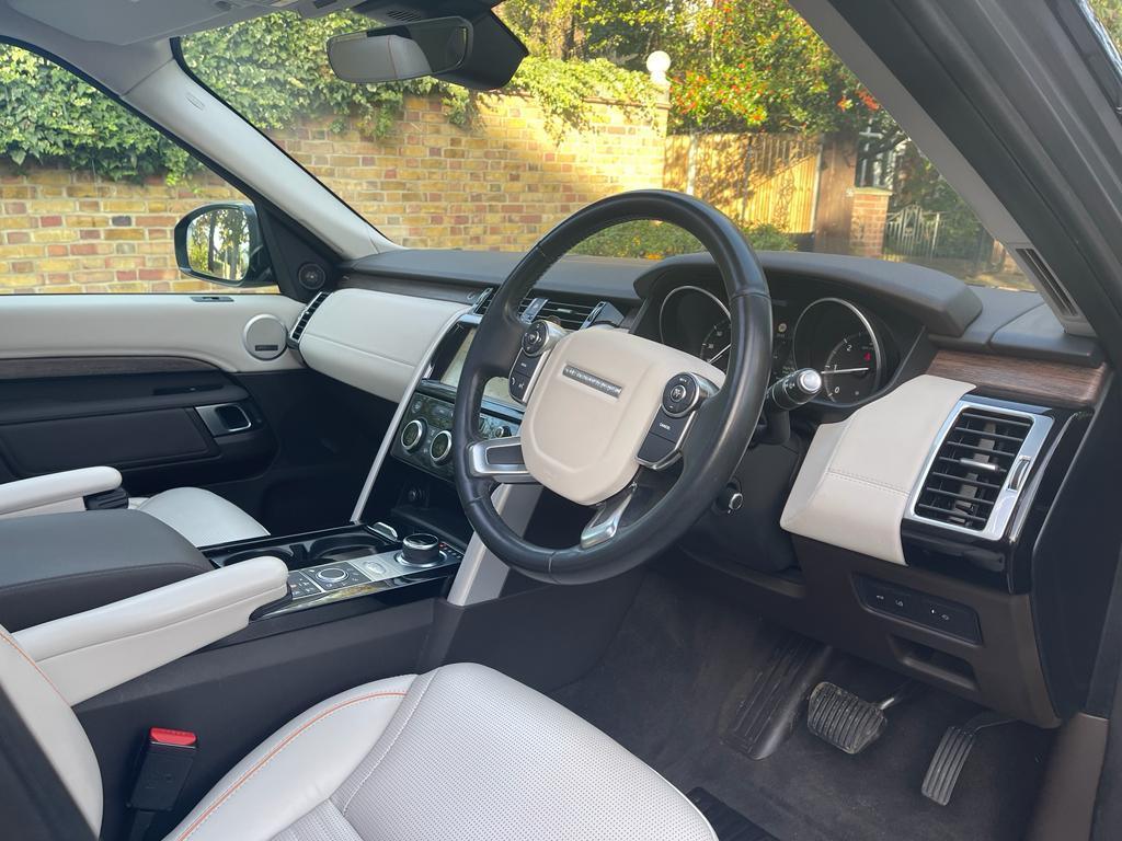 2017 Land Rover Discovery  image 5