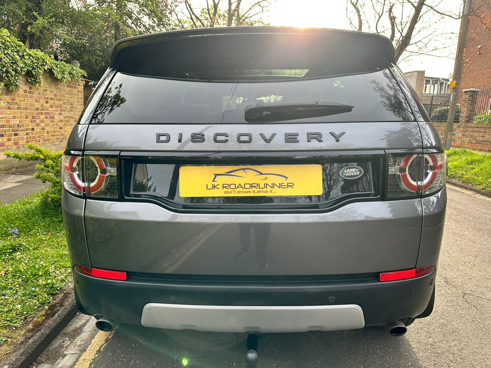 2017 Land Rover Discovery Sport  image 10