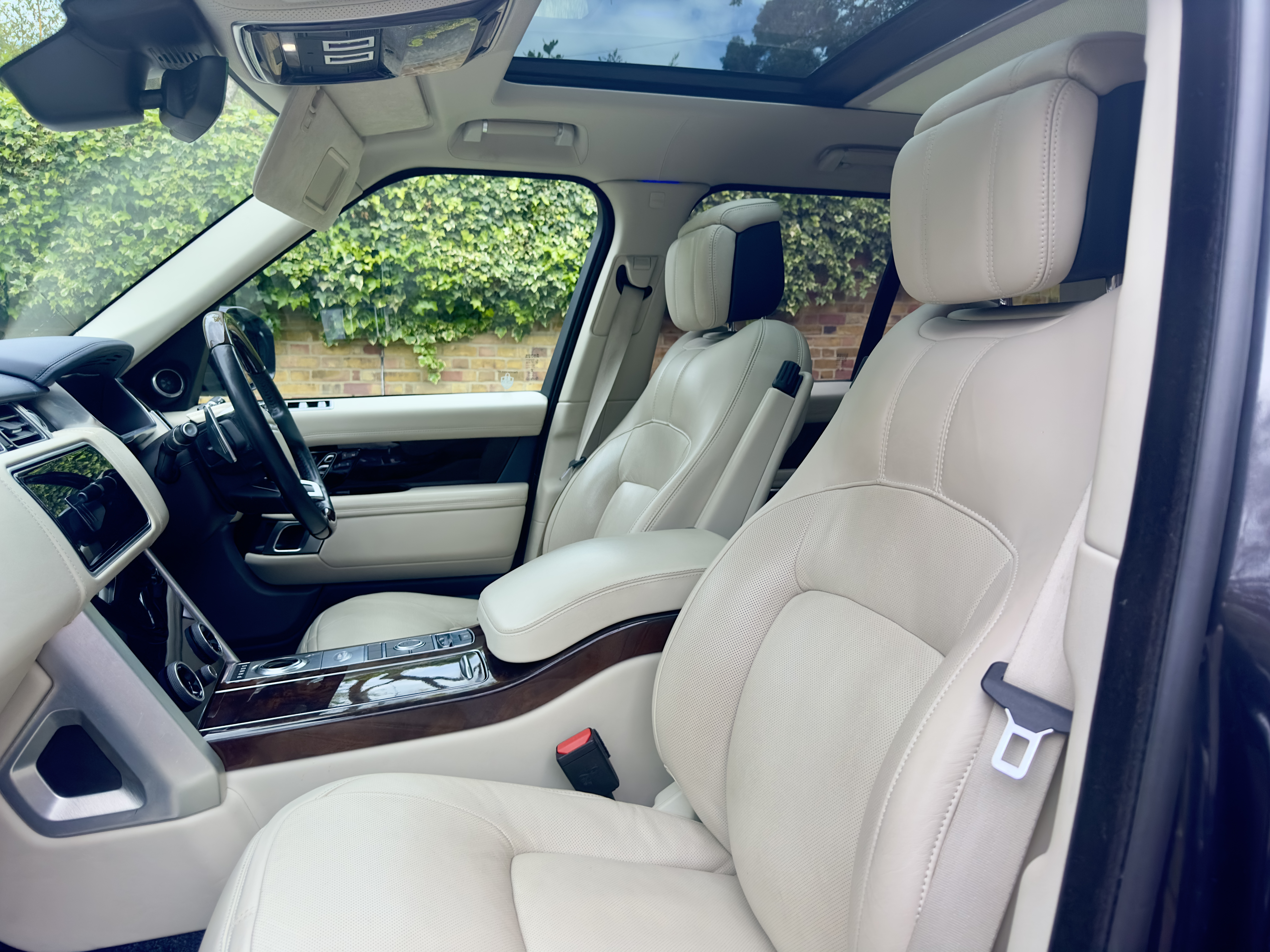 2019 Range Rover Vogue Autobiography  image 4