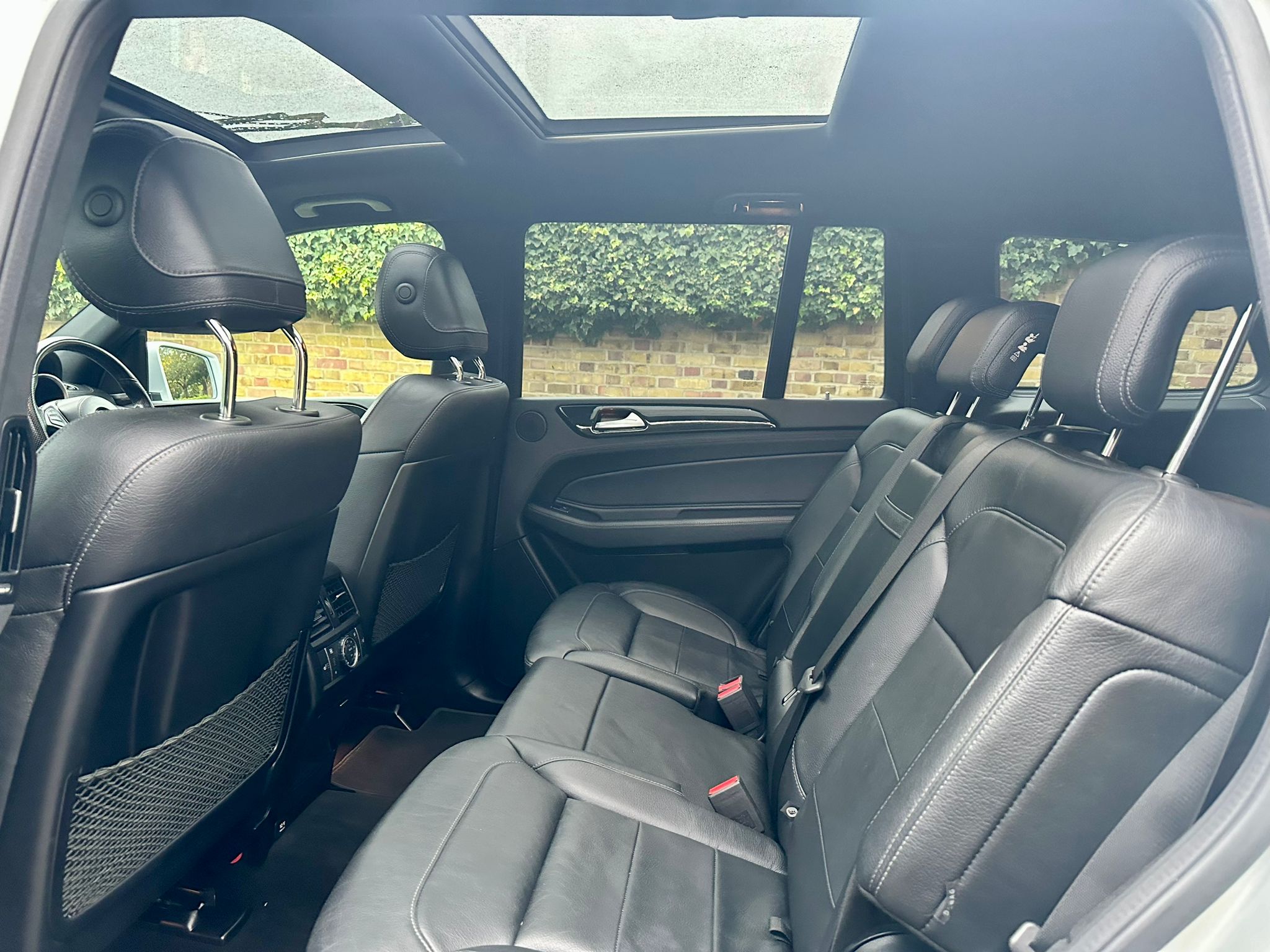 2018 Mercedes Benz GLS 350d image 6