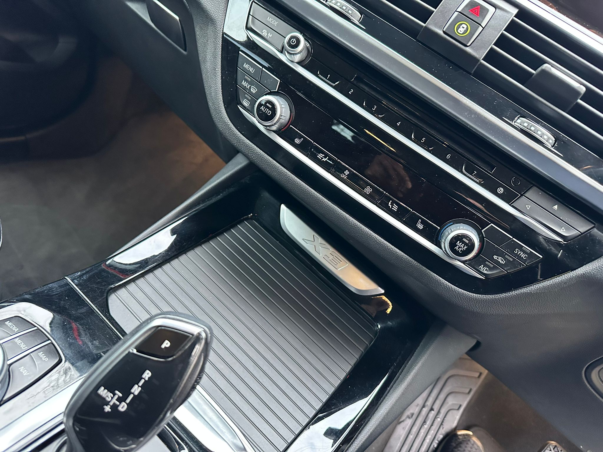 20 BMW X3 XDRIVE20D image 6