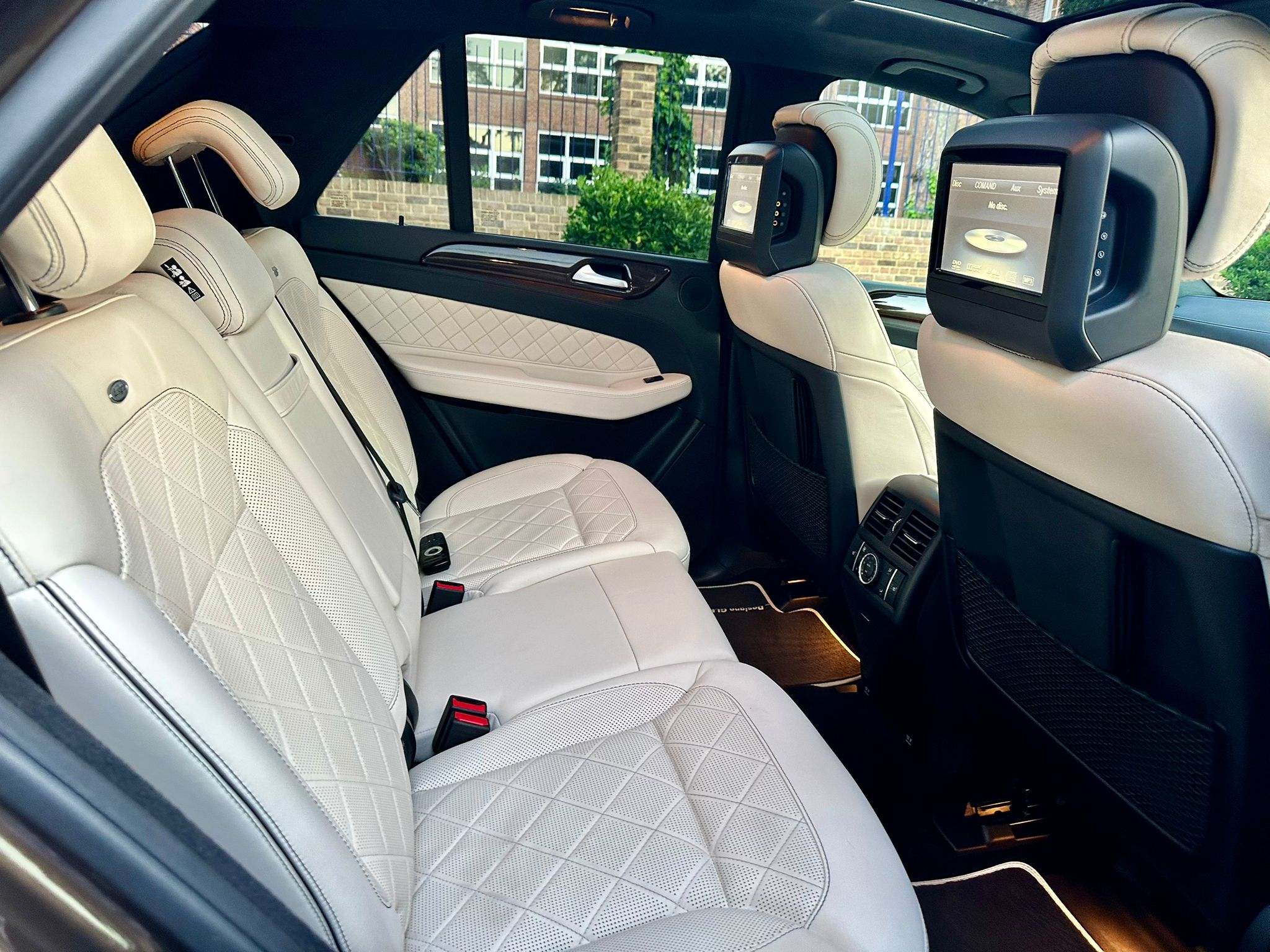 2018 Mercedes Benz GLE350d image 8