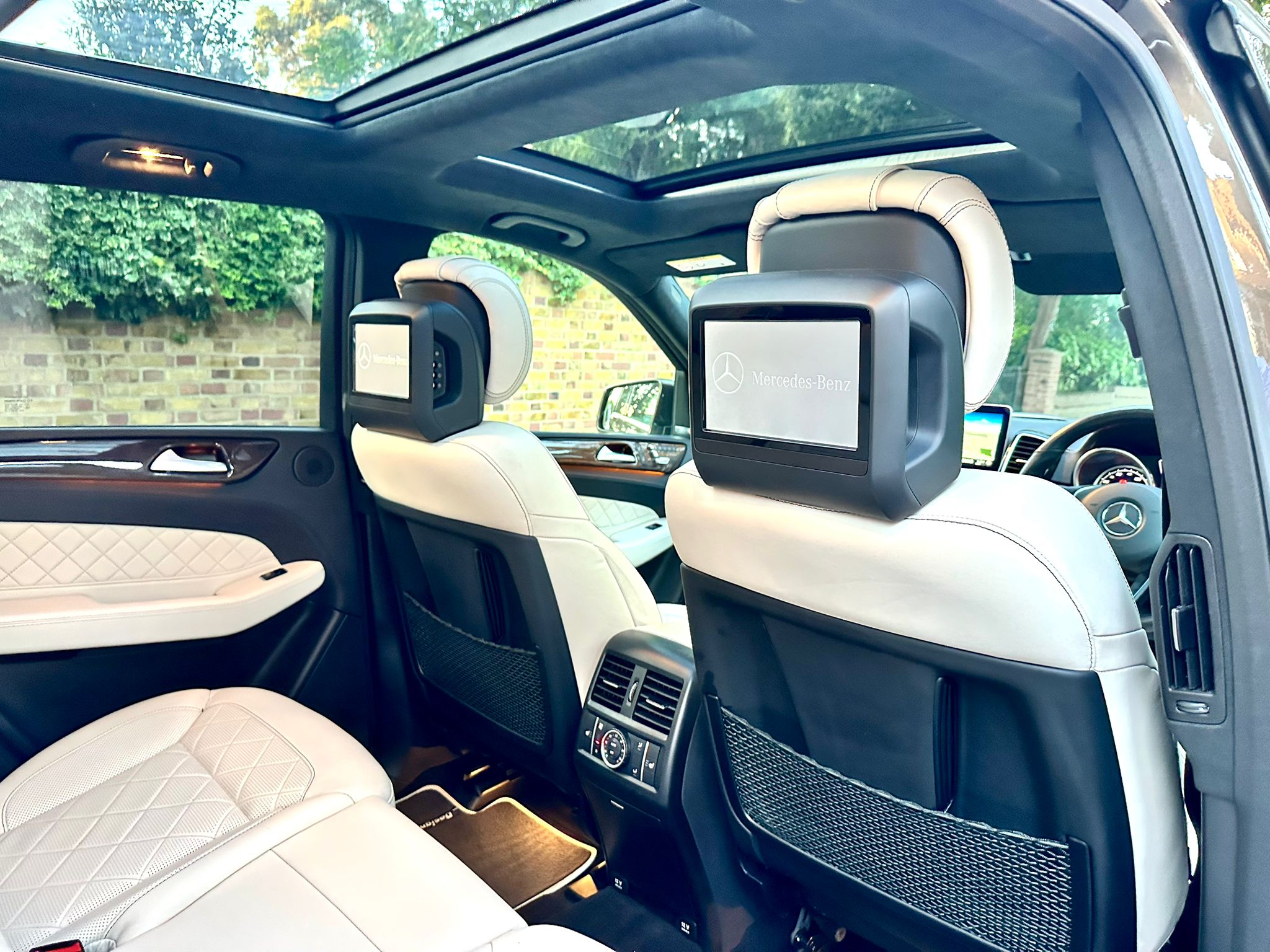 2018 Mercedes Benz GLE350d image 9