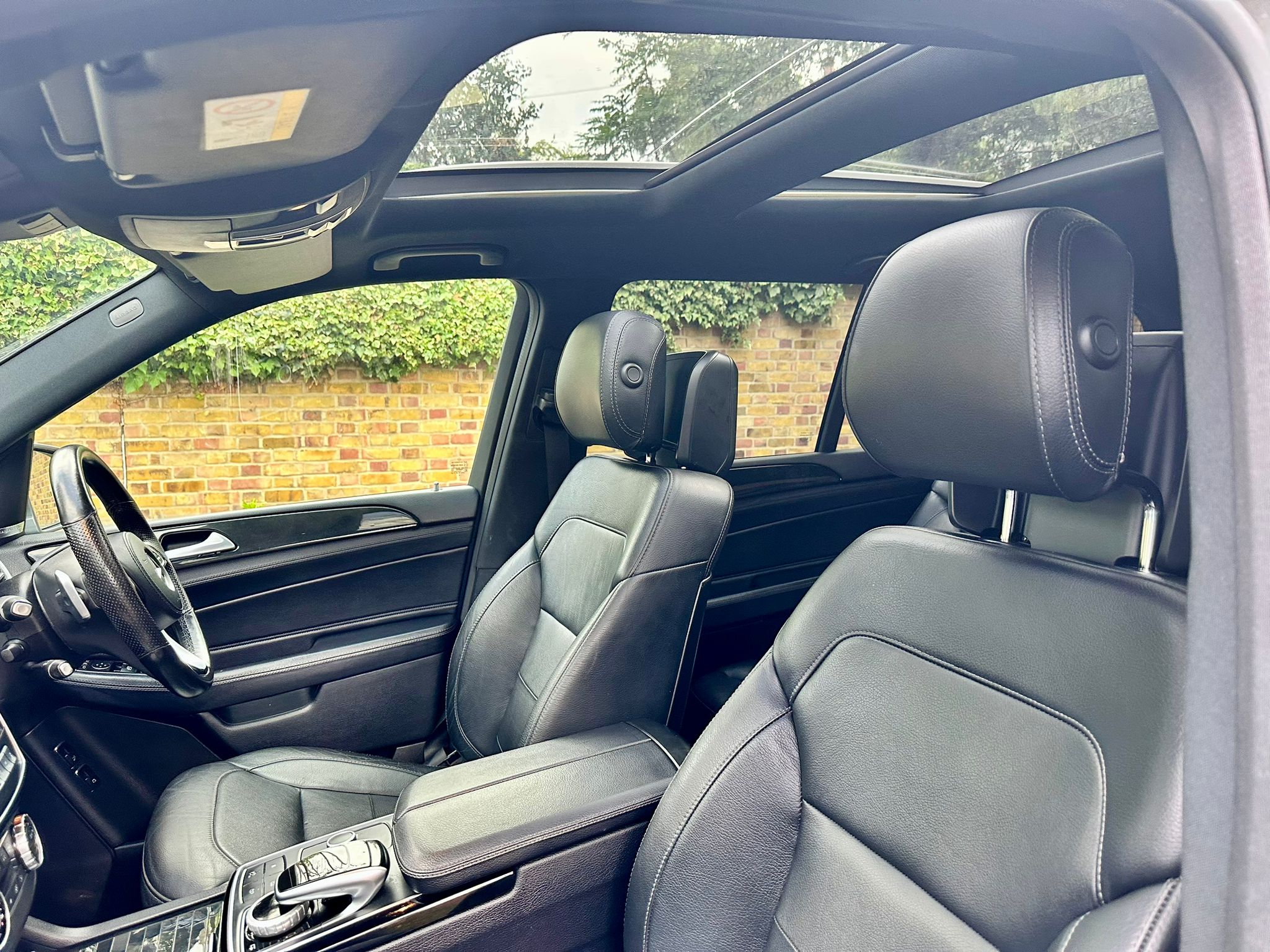 2018 Mercedes Benz GLS350d image 6